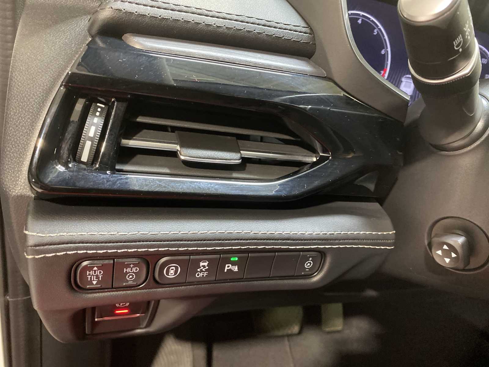 Thumbnail: 2023 Acura MDX - 24