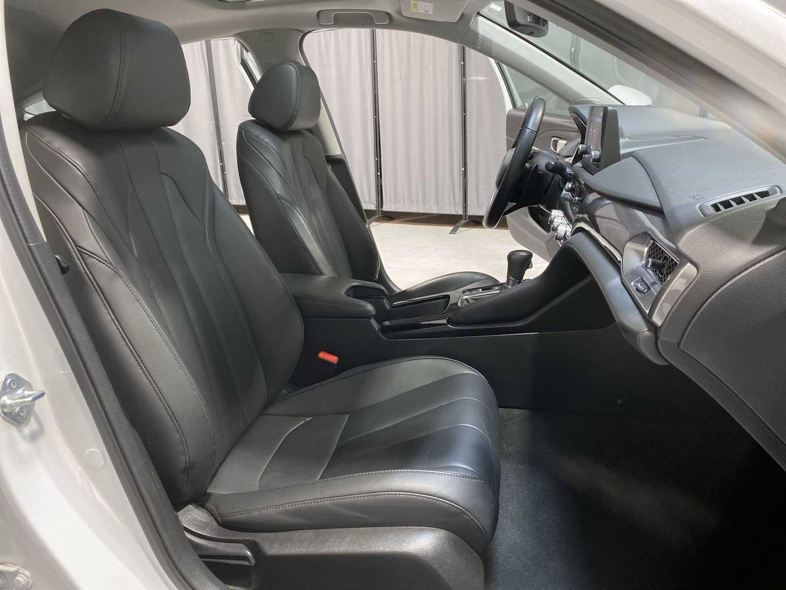 Thumbnail: 2023 Acura Integra - 14