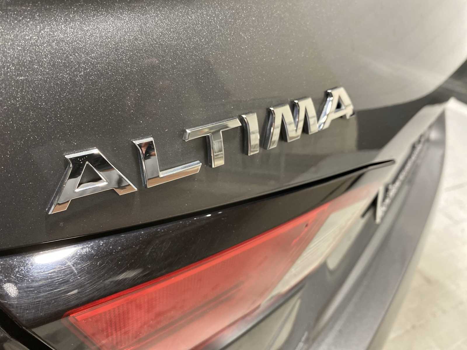 Thumbnail: 2020 Nissan Altima - 7