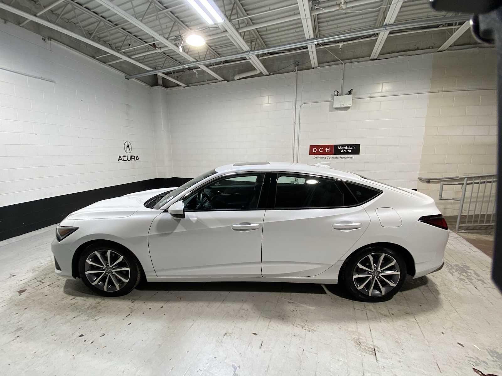 Thumbnail: 2023 Acura Integra - 3