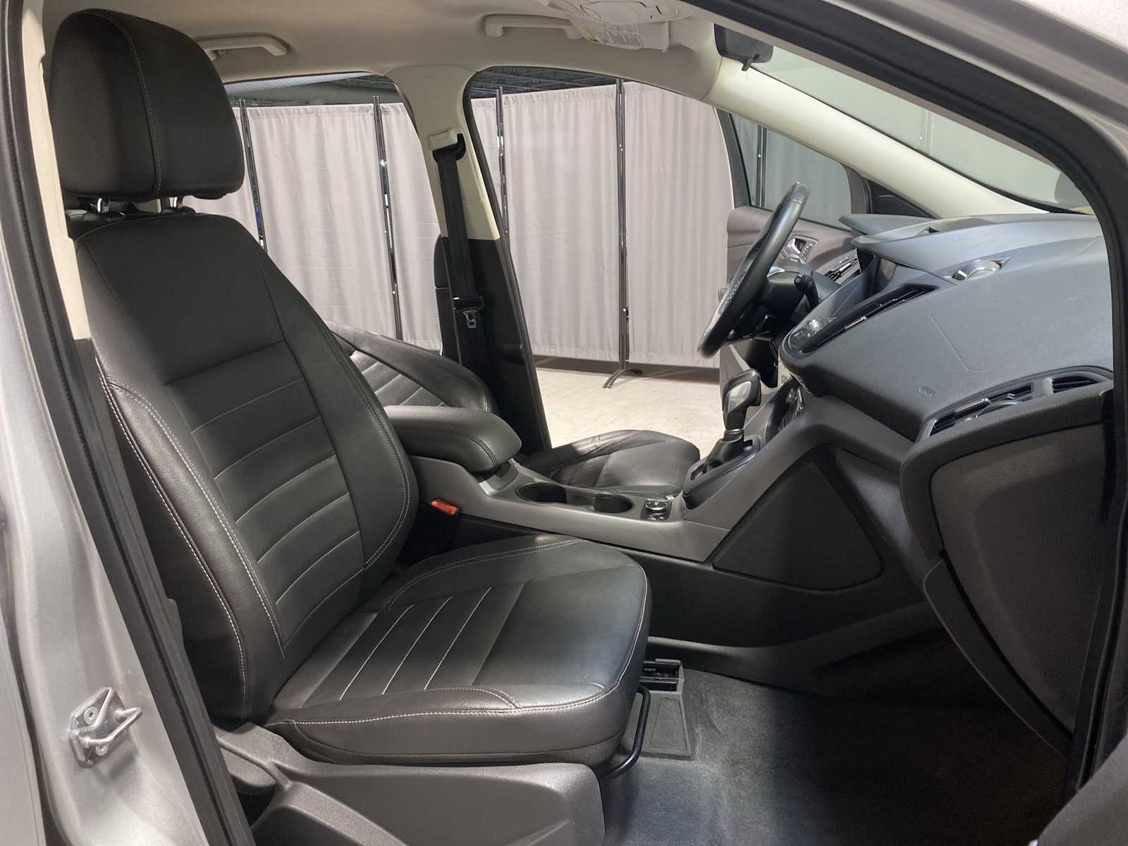 Thumbnail: 2014 Ford Escape - 14