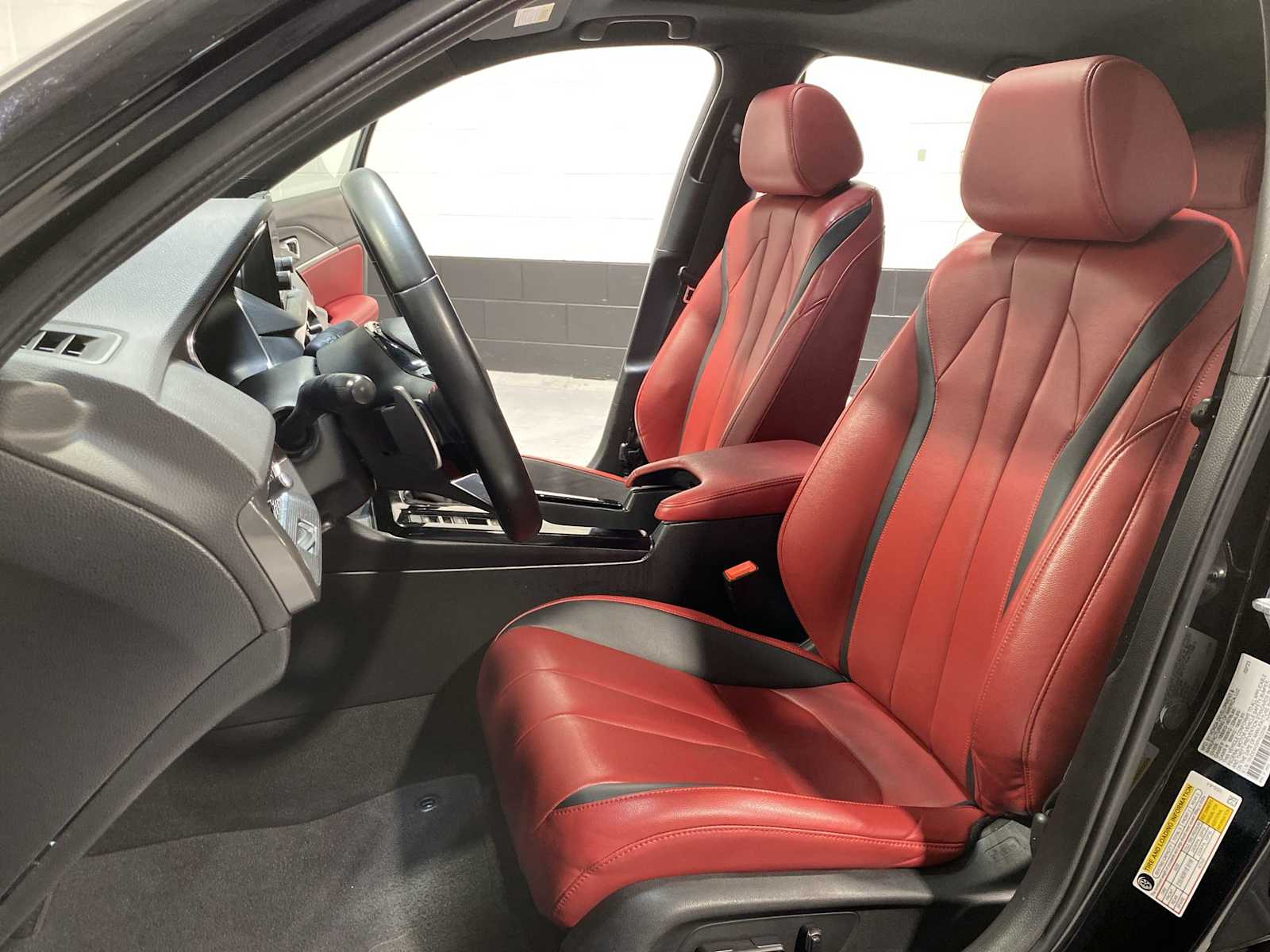 Thumbnail: 2023 Acura Integra - 11