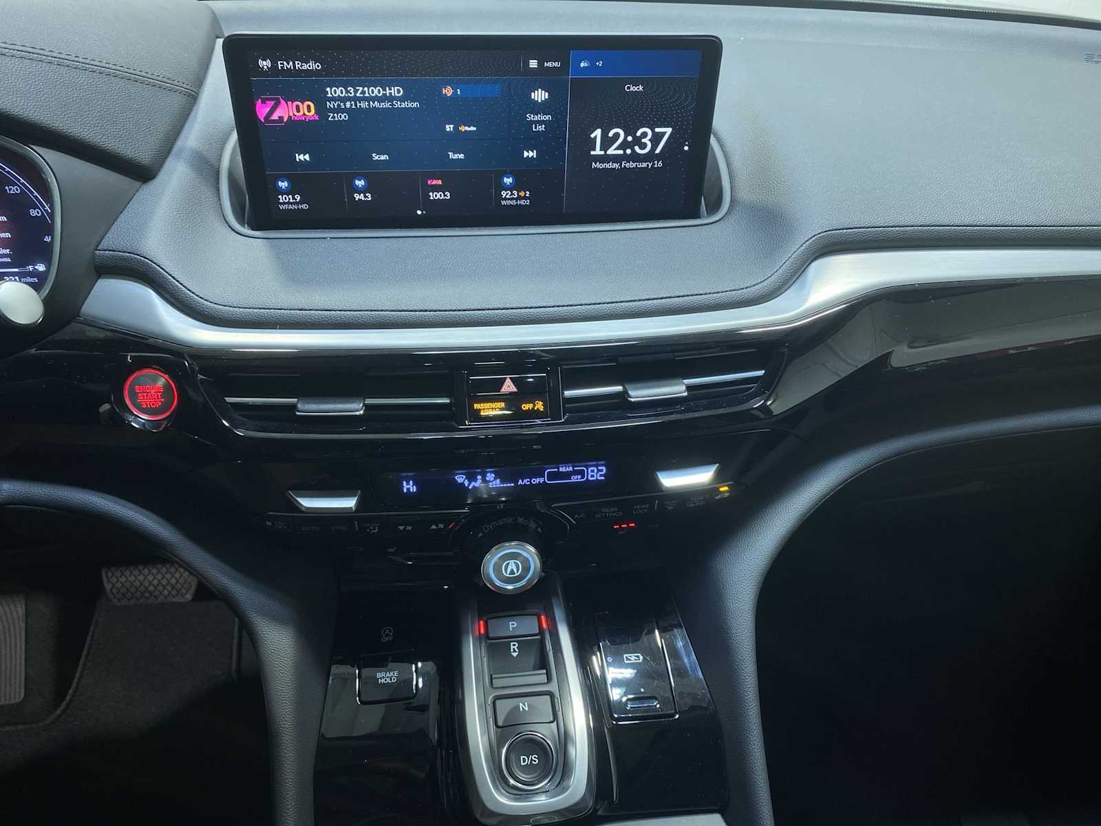 Thumbnail: 2023 Acura MDX - 16