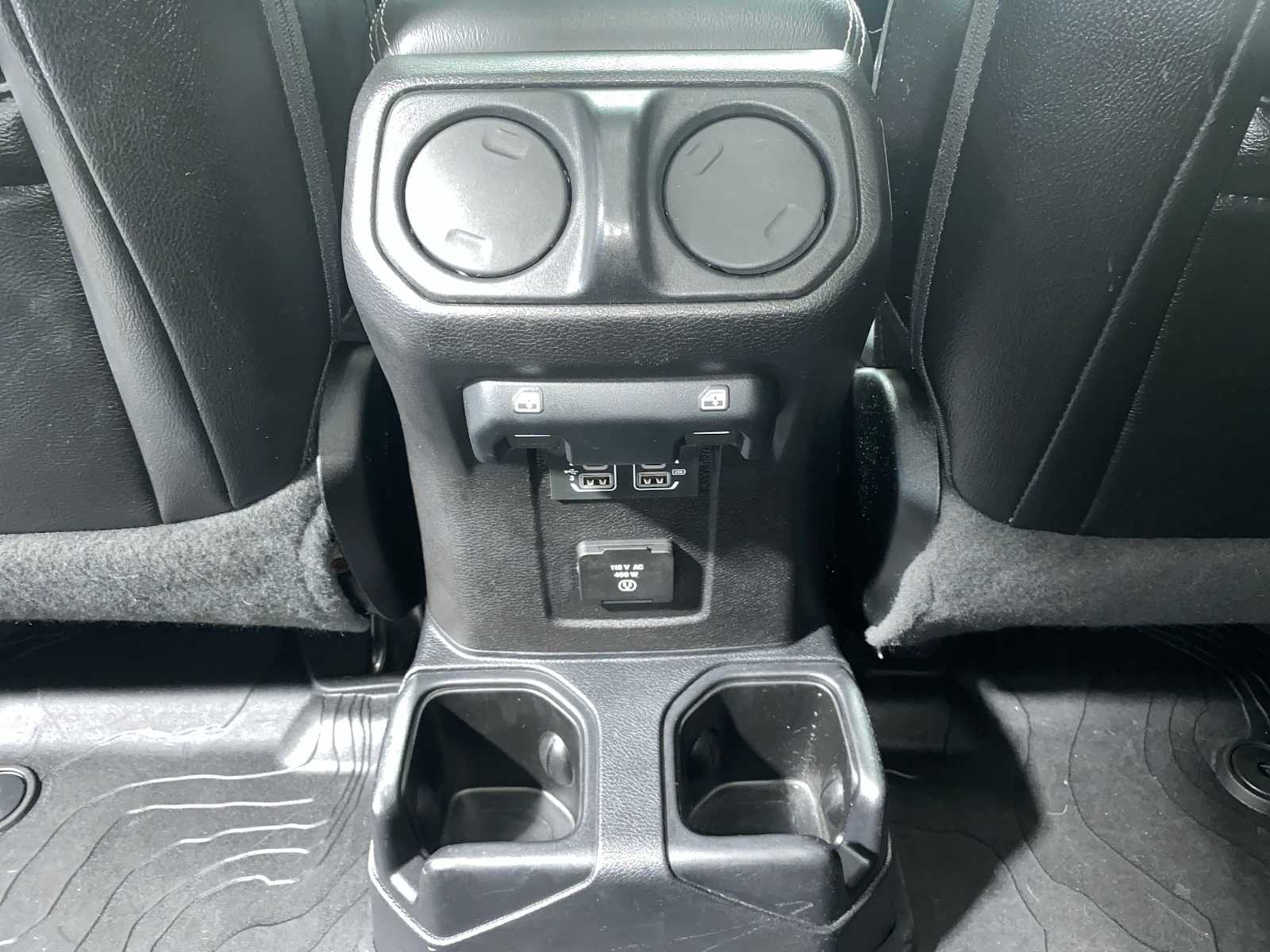 Thumbnail: 2020 Jeep Gladiator - 24