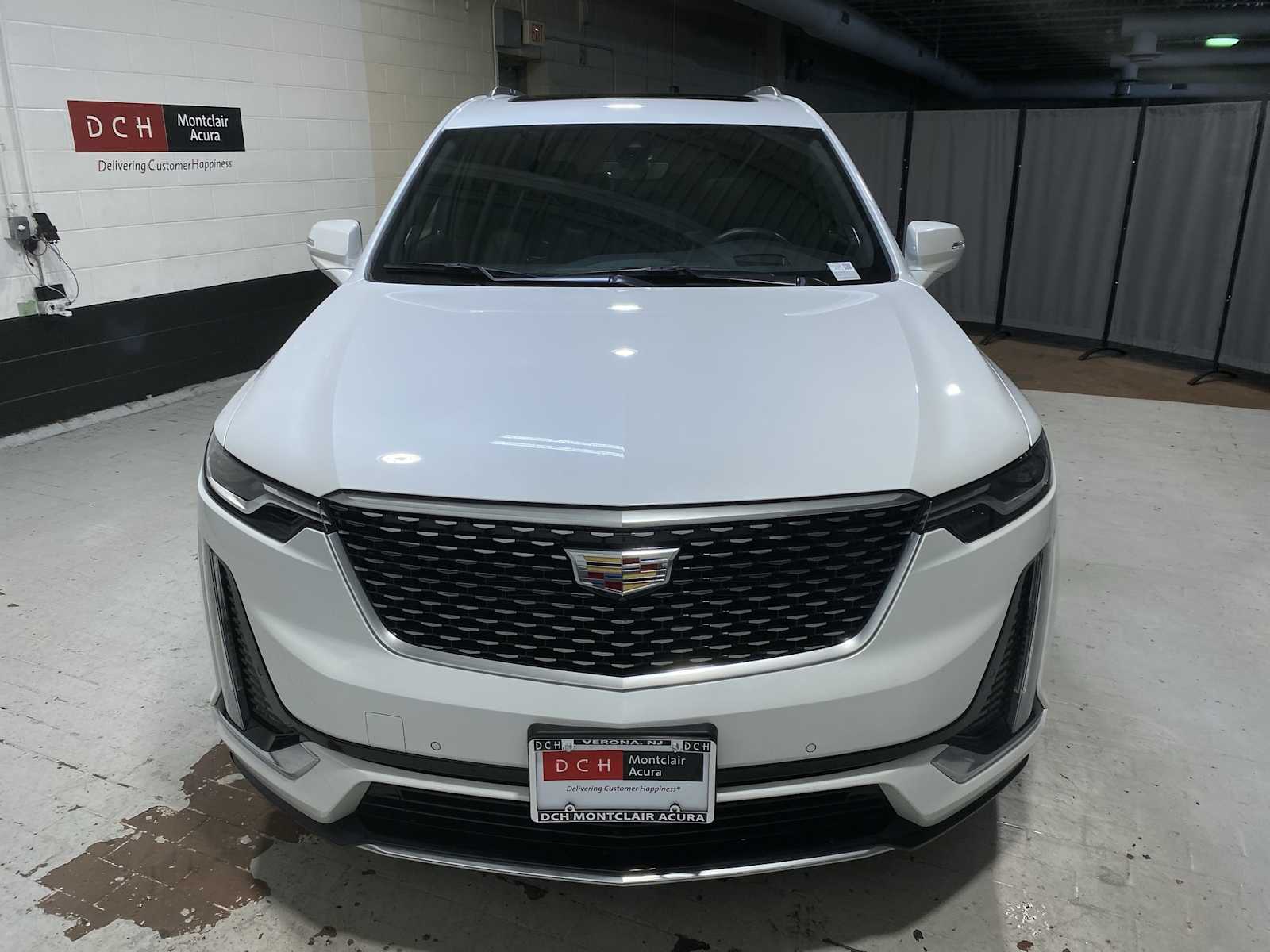 Thumbnail: 2023 Cadillac XT6 - 6