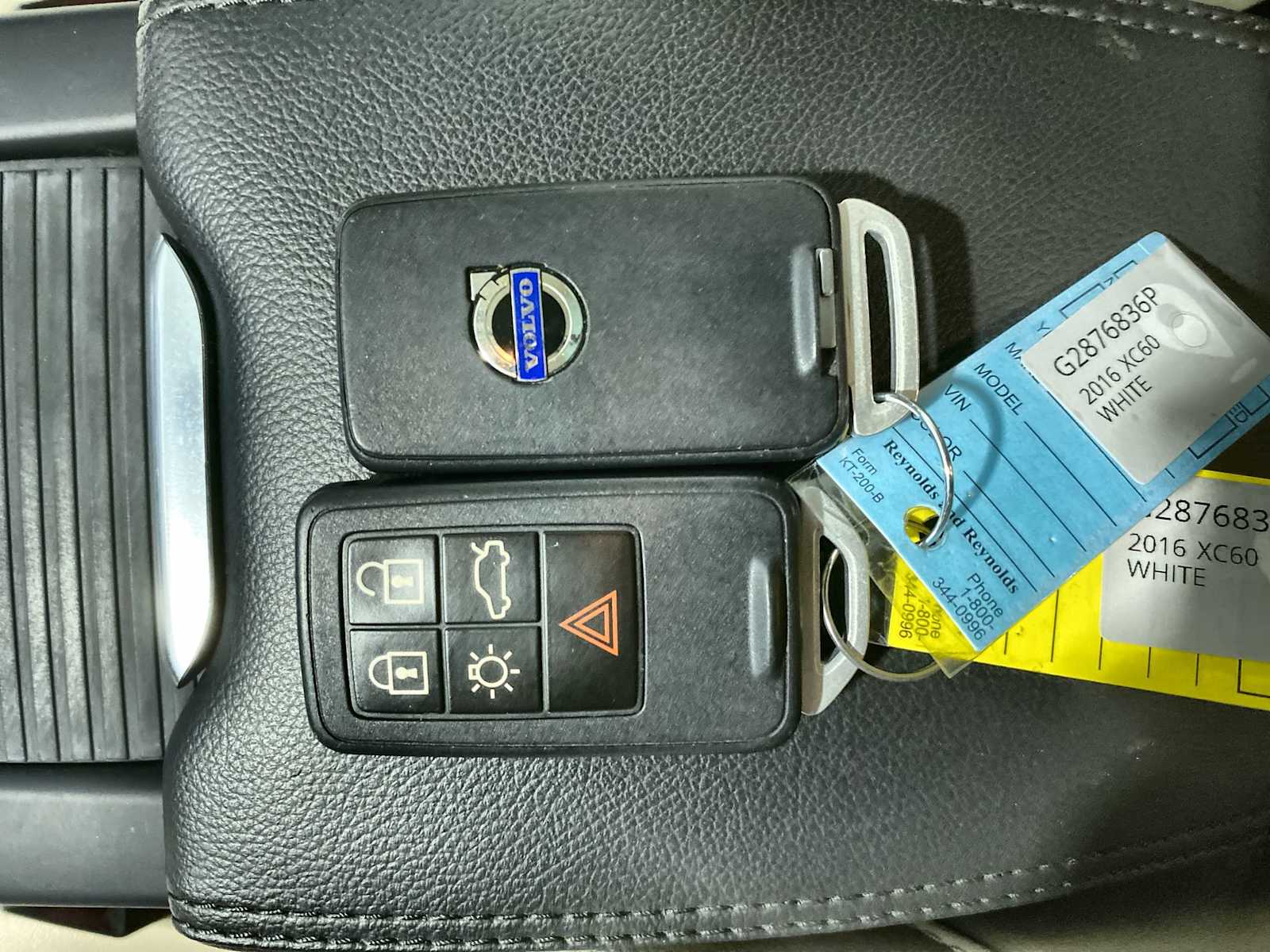 Thumbnail: 2016 Volvo XC60 - 20