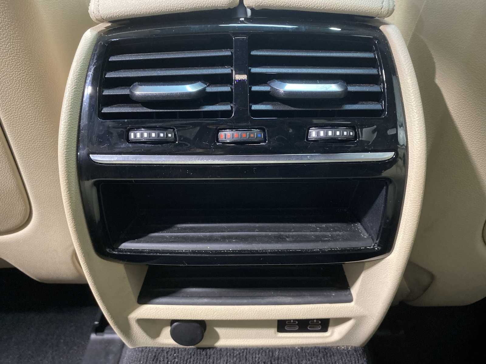 Thumbnail: 2020 BMW 5 Series - 25