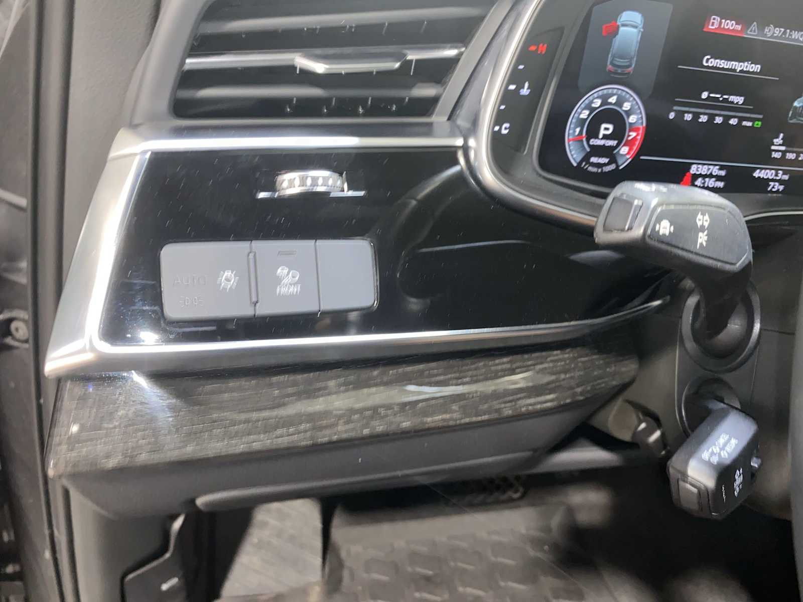 Thumbnail: 2021 Audi Q7 - 23