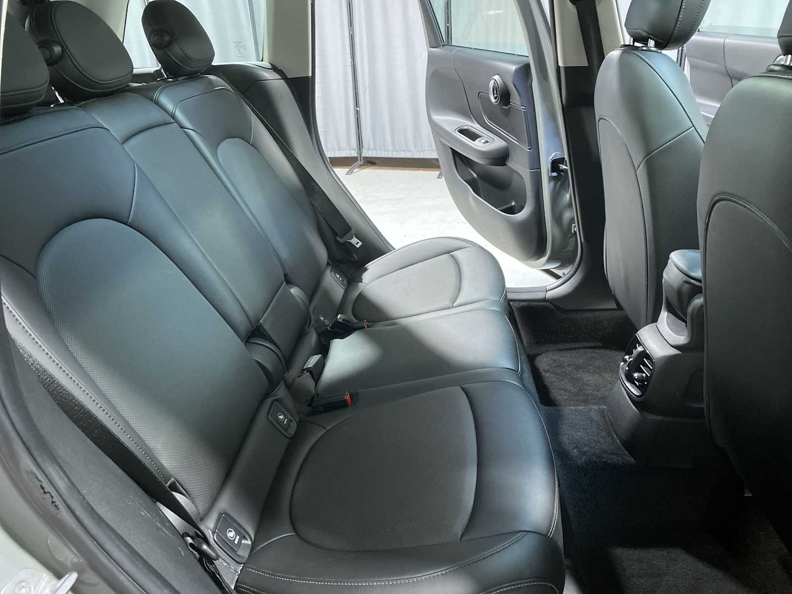 Thumbnail: 2018 MINI Cooper Countryman - 13