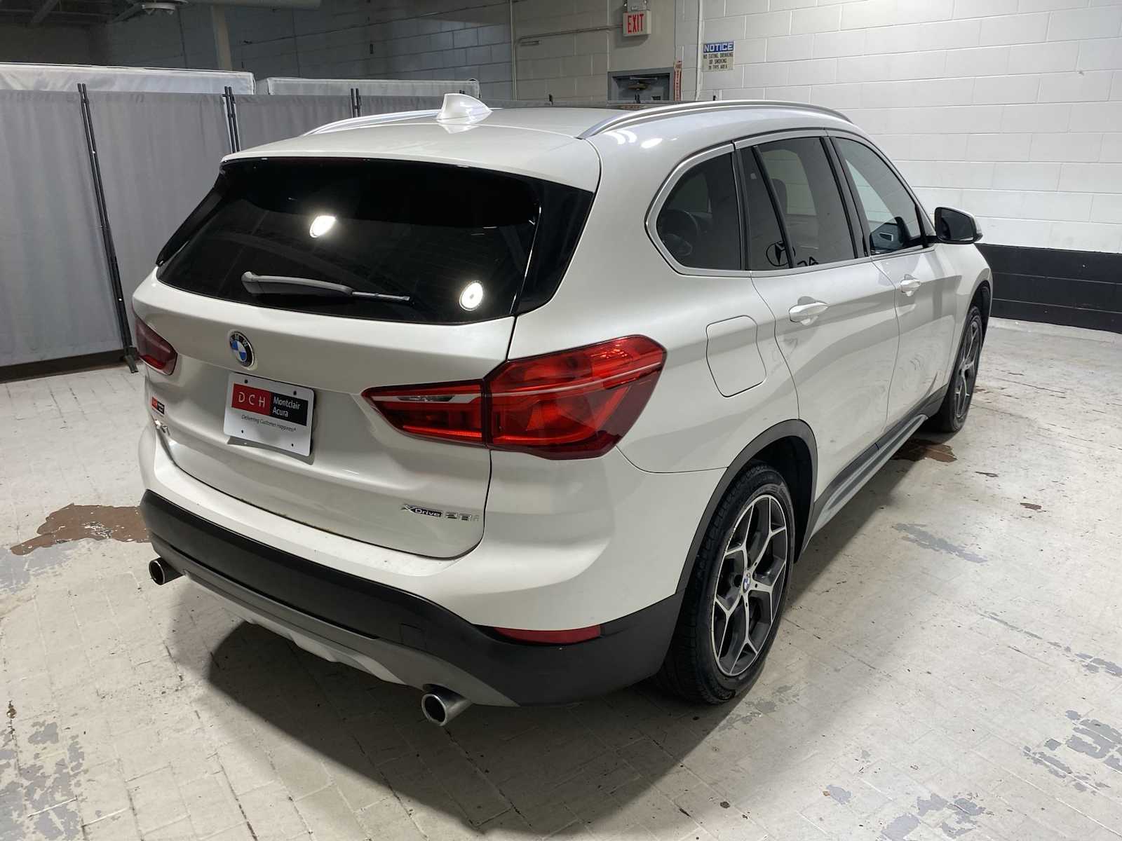 Thumbnail: 2018 BMW X1 - 26
