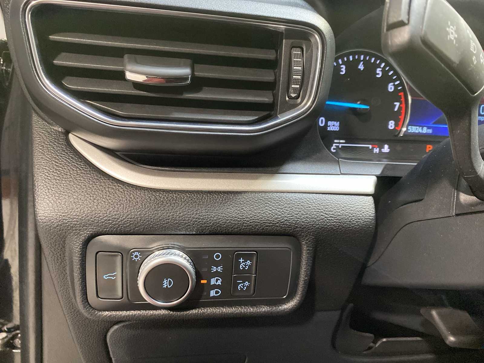 Thumbnail: 2022 Ford Explorer - 24