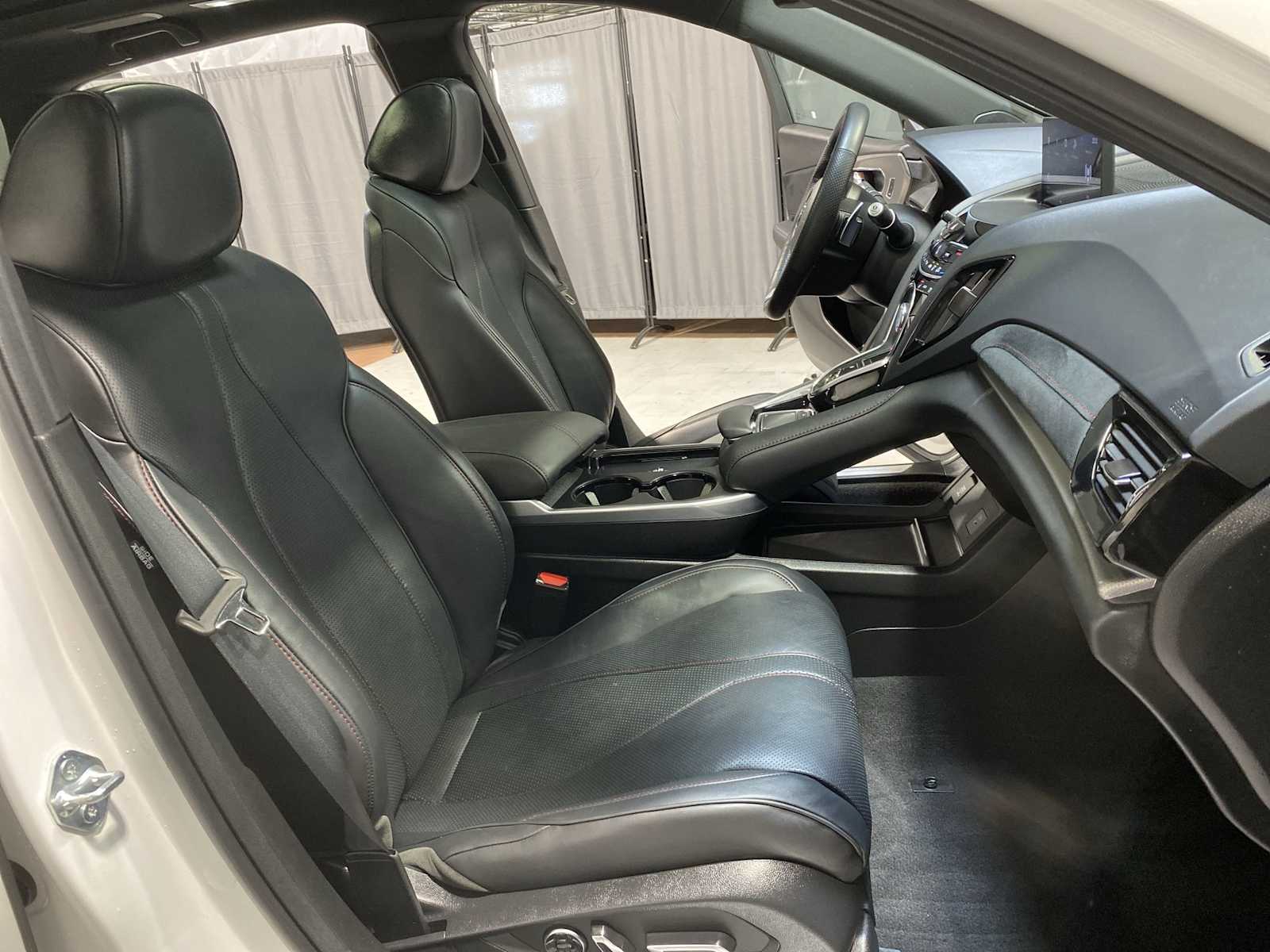 Thumbnail: 2025 Acura RDX - 14