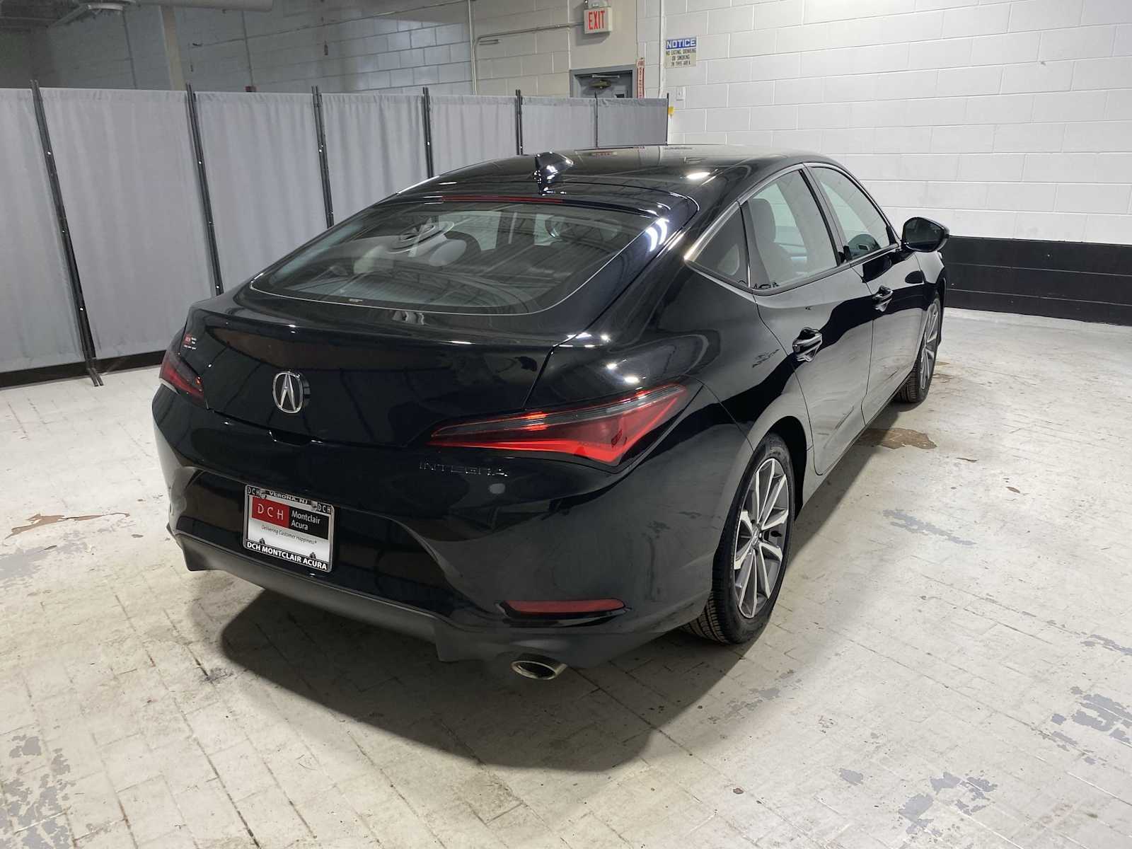 Thumbnail: 2023 Acura Integra - 26