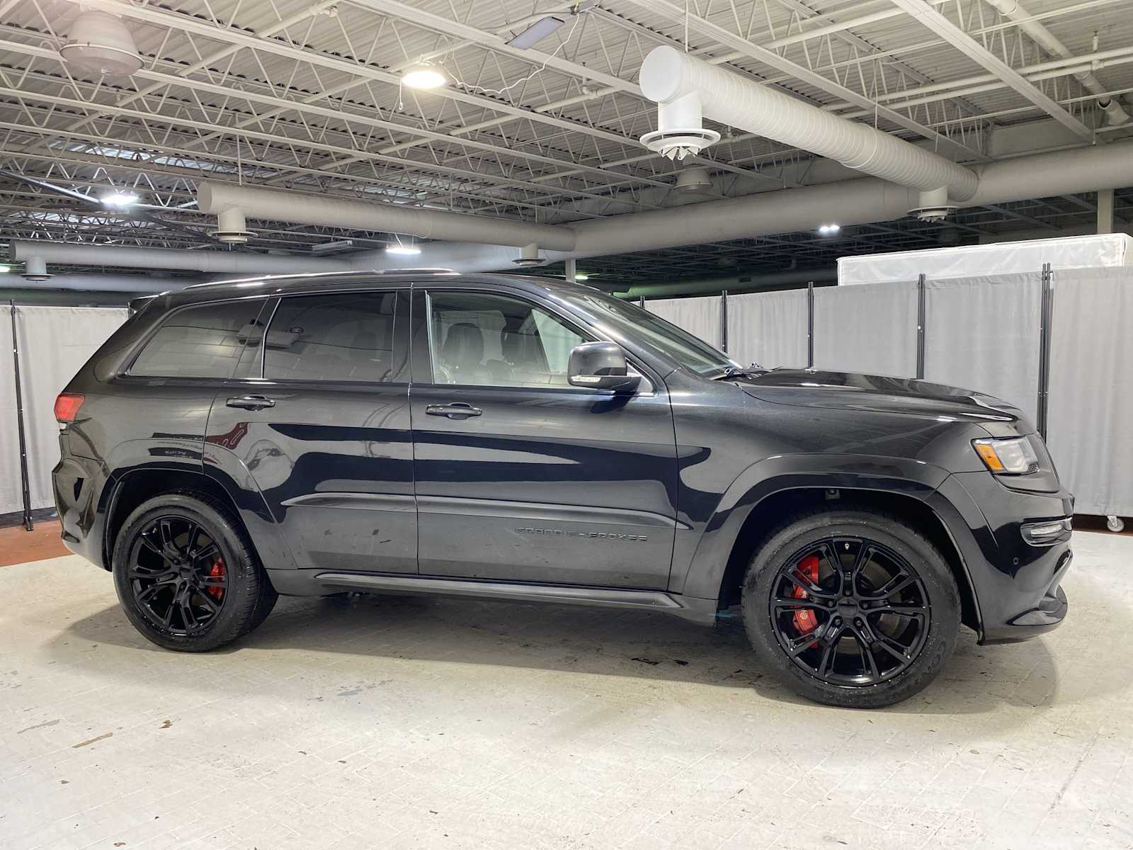 2016 Jeep Grand Cherokee SRT 27