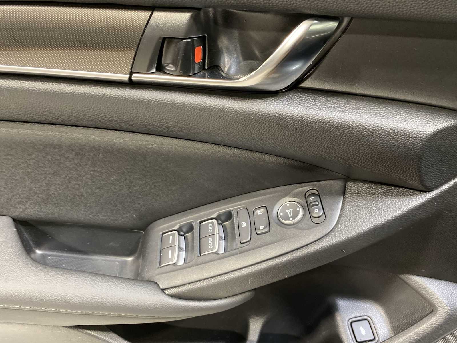 Thumbnail: 2022 Honda Accord - 23