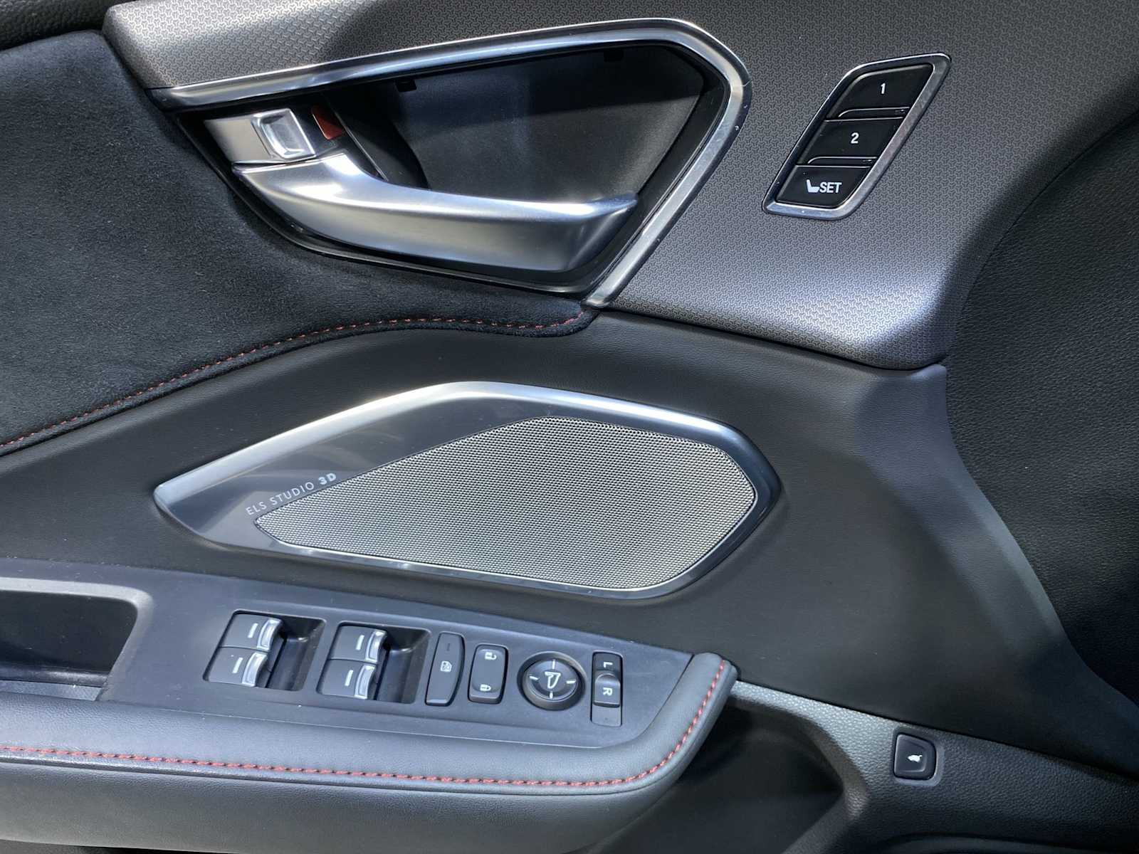 Thumbnail: 2023 Acura RDX - 23