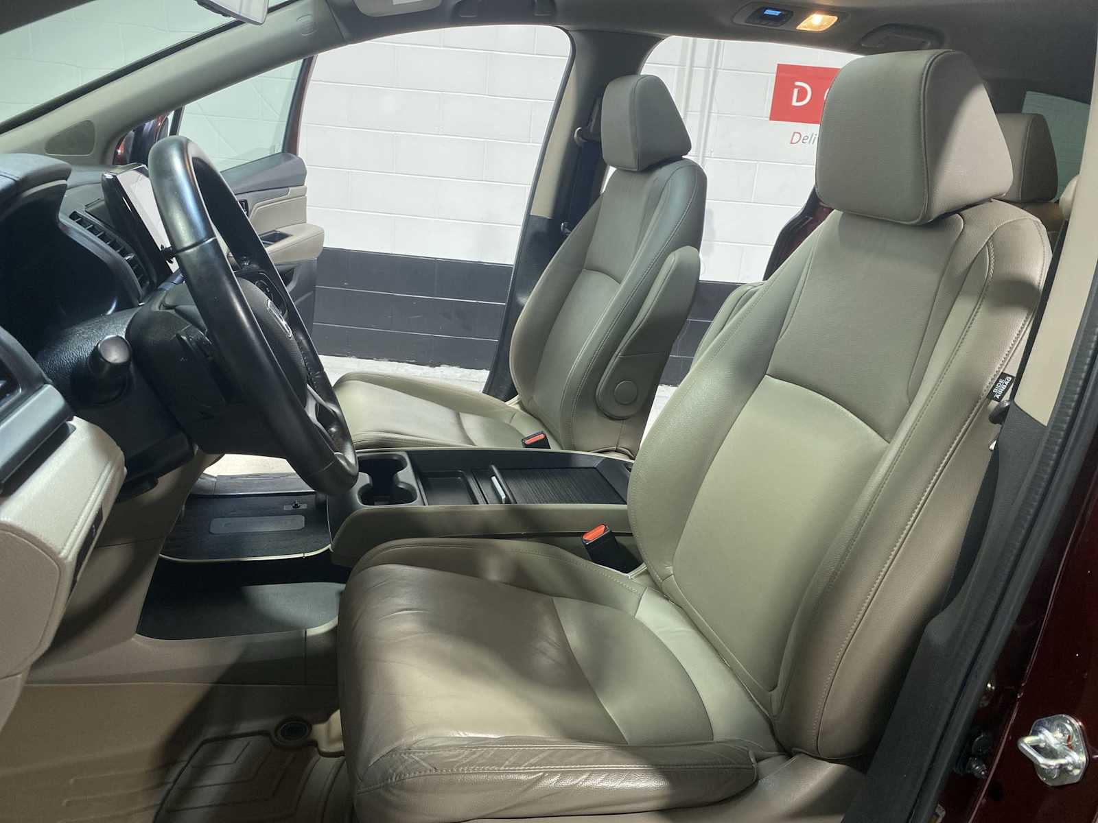 Thumbnail: 2018 Honda Odyssey - 11