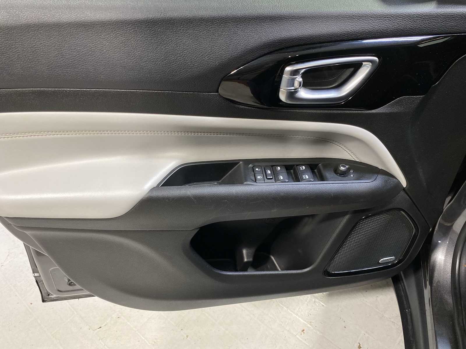 2022 Jeep Compass Limited 22
