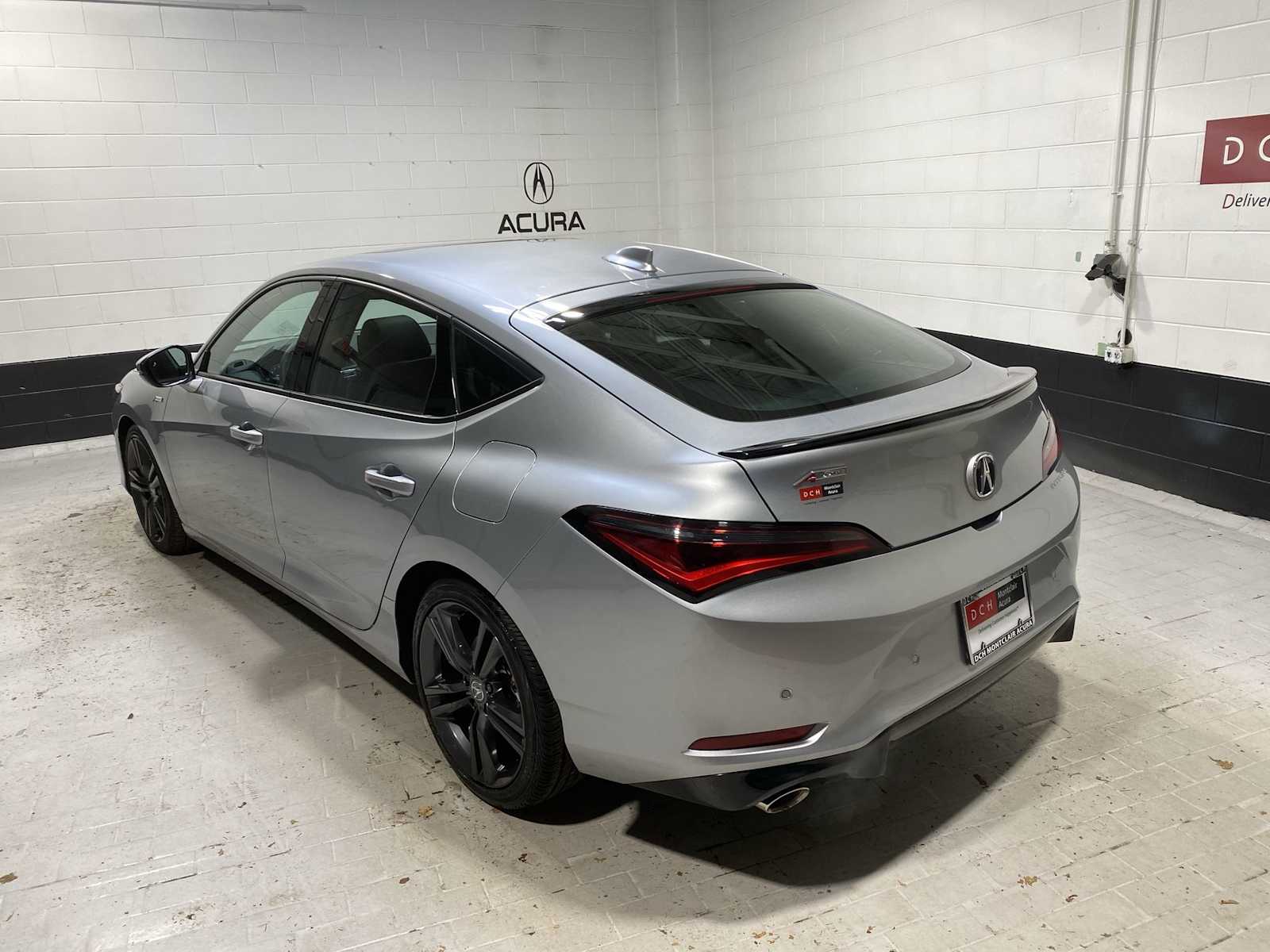 Thumbnail: 2024 Acura Integra - 4