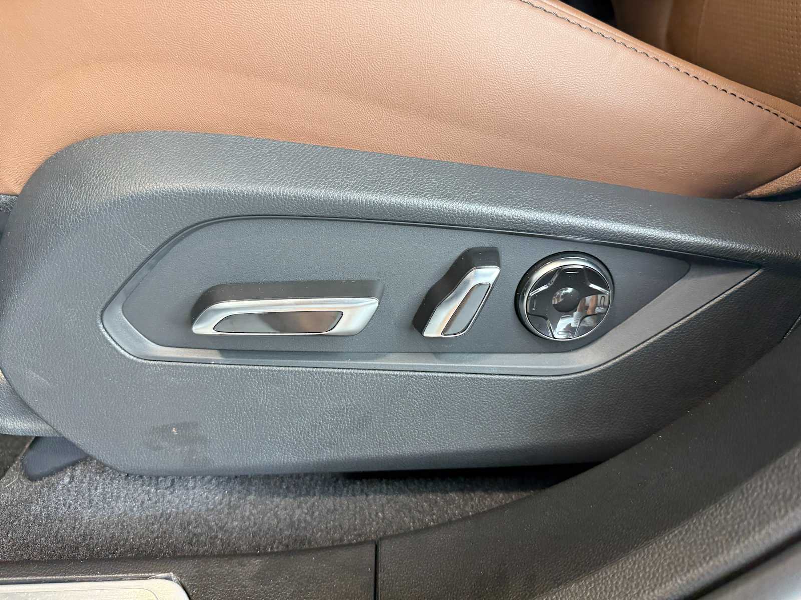 Thumbnail: 2026 Acura RDX - 18