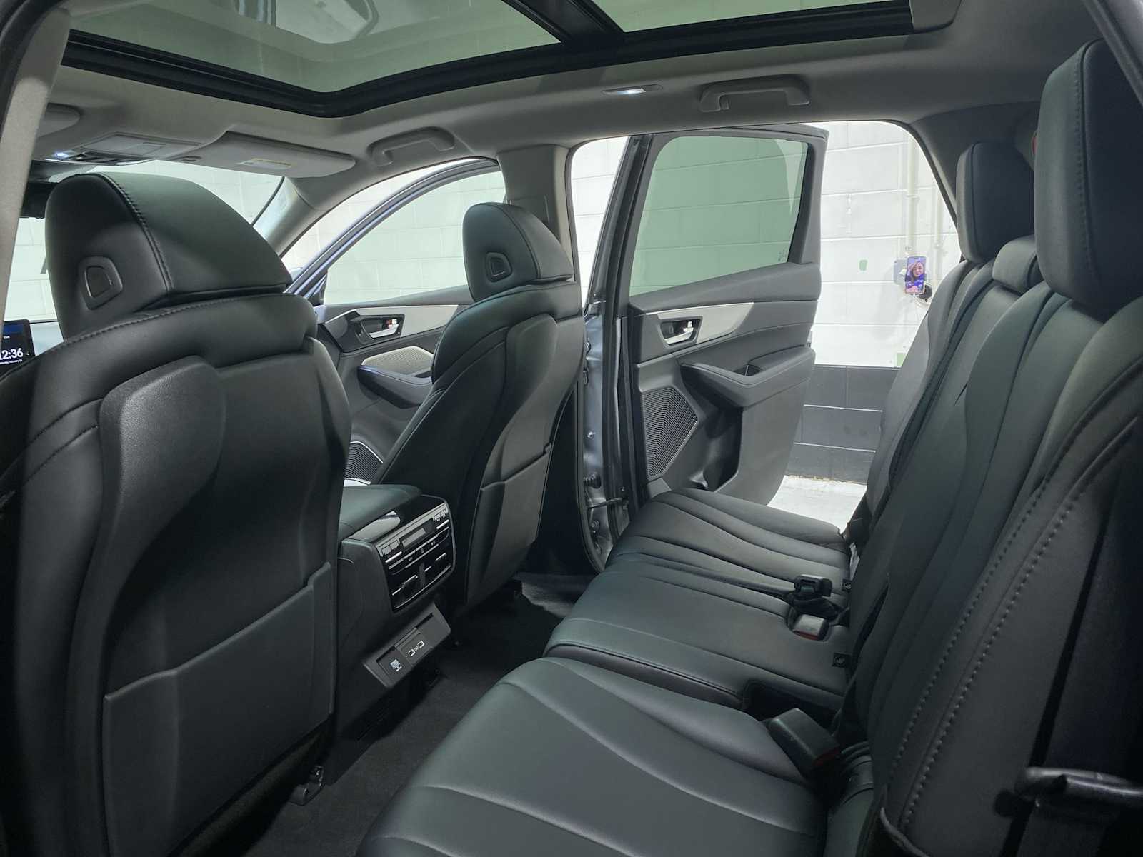 Thumbnail: 2023 Acura MDX - 12