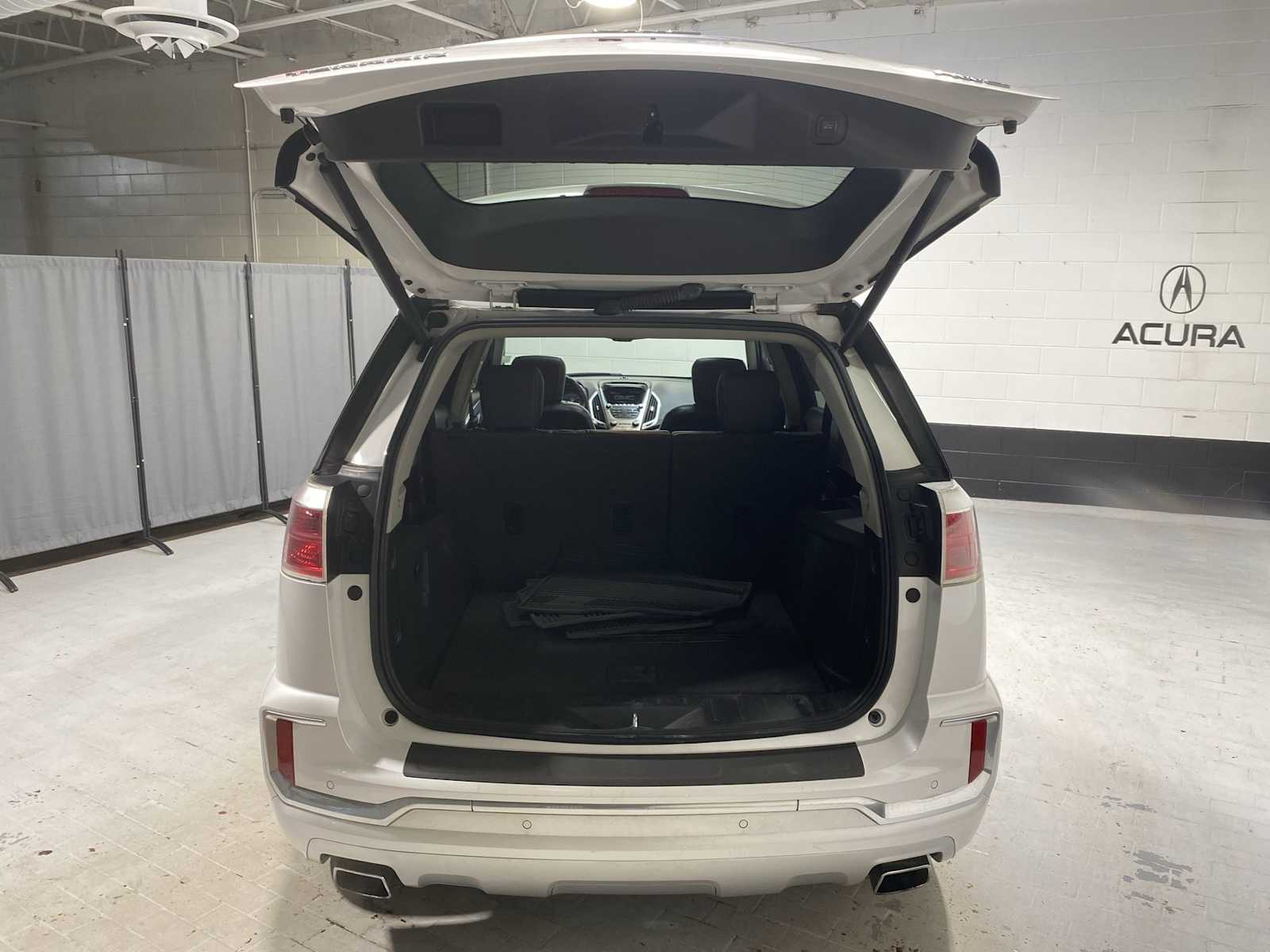 Thumbnail: 2016 GMC Terrain - 19