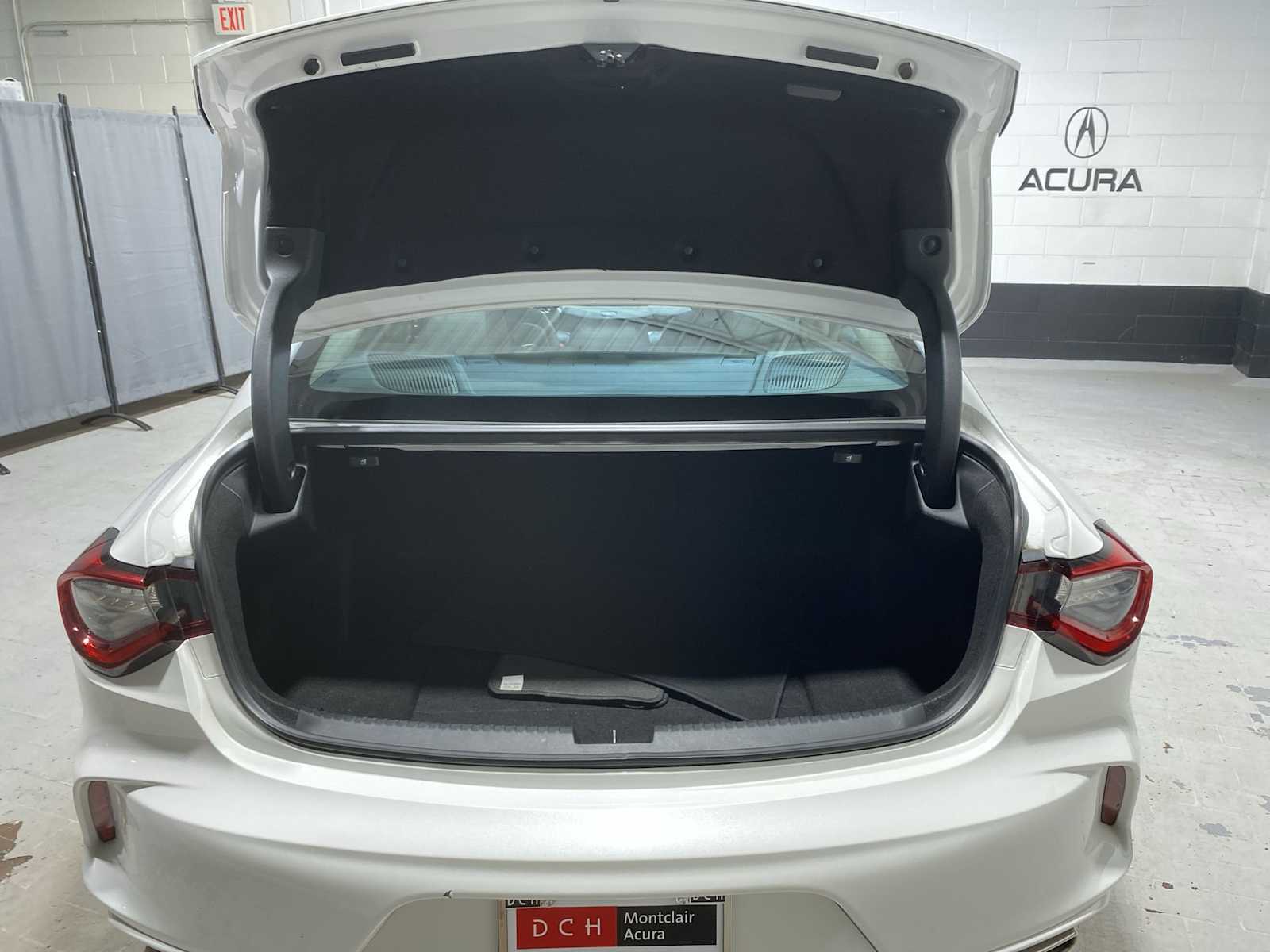 Thumbnail: 2023 Acura TLX - 19