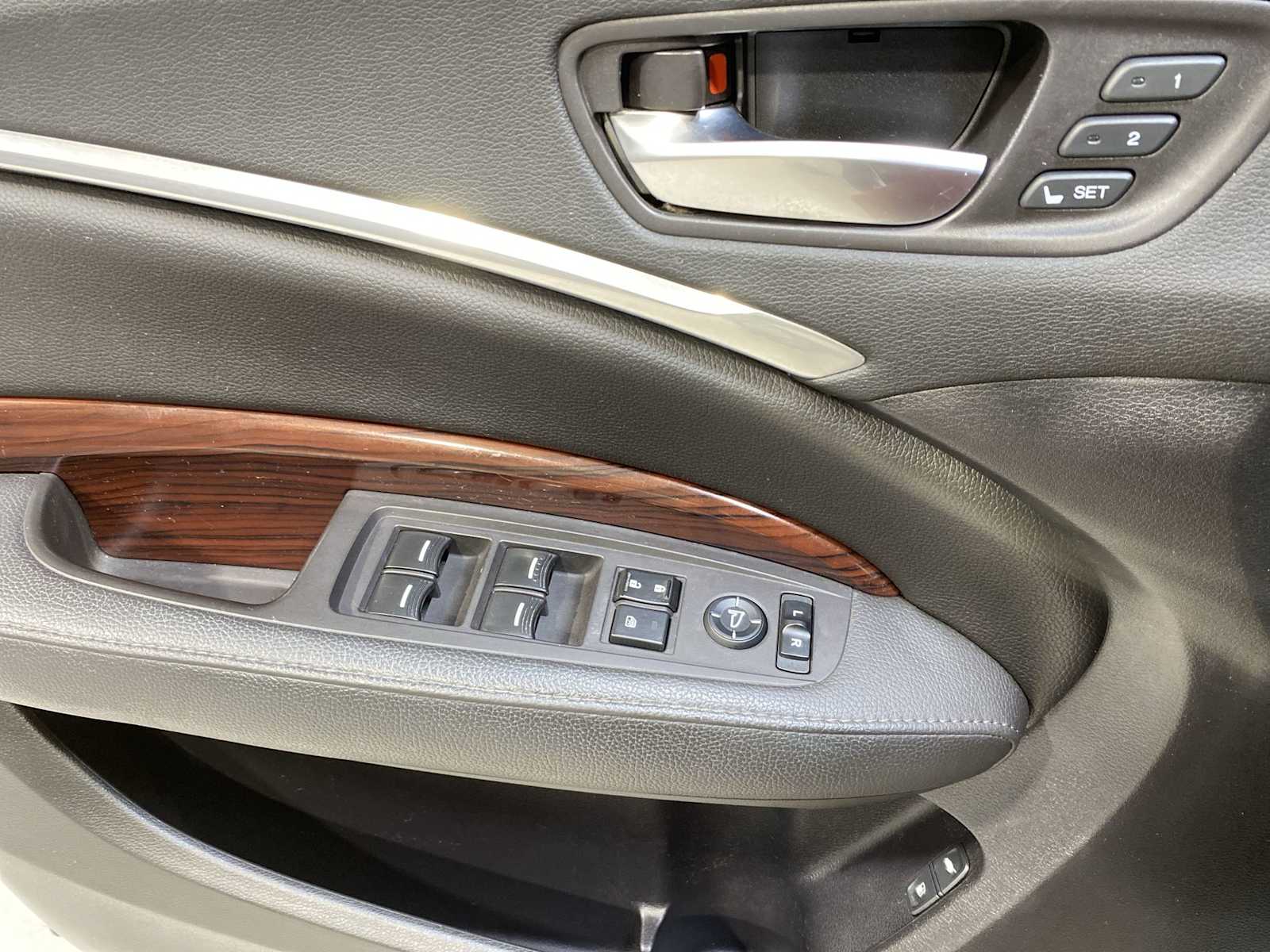 Thumbnail: 2014 Acura MDX - 22