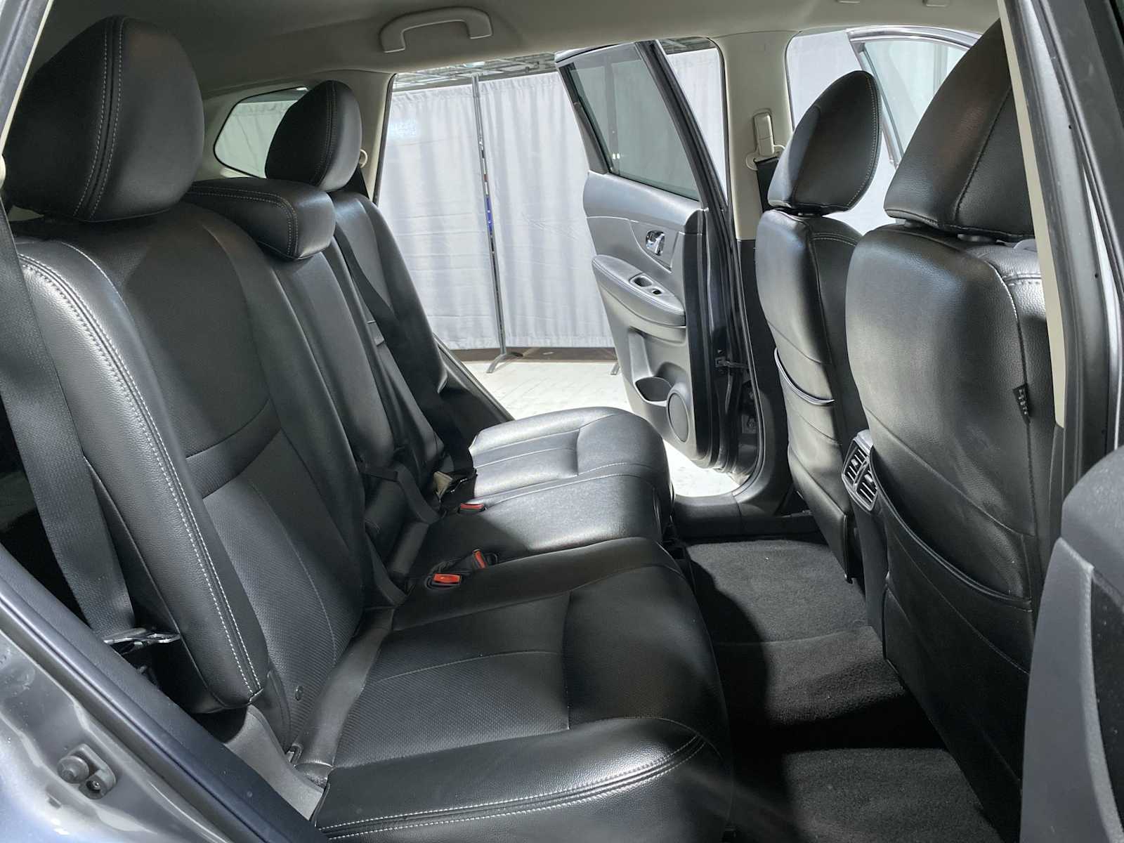 Thumbnail: 2019 Nissan Rogue - 13