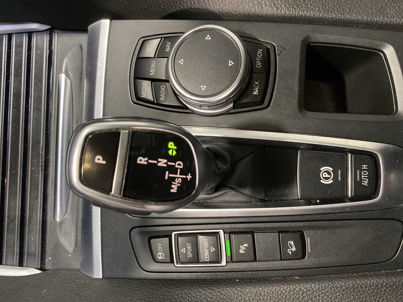 Thumbnail: 2015 BMW X6 - 17