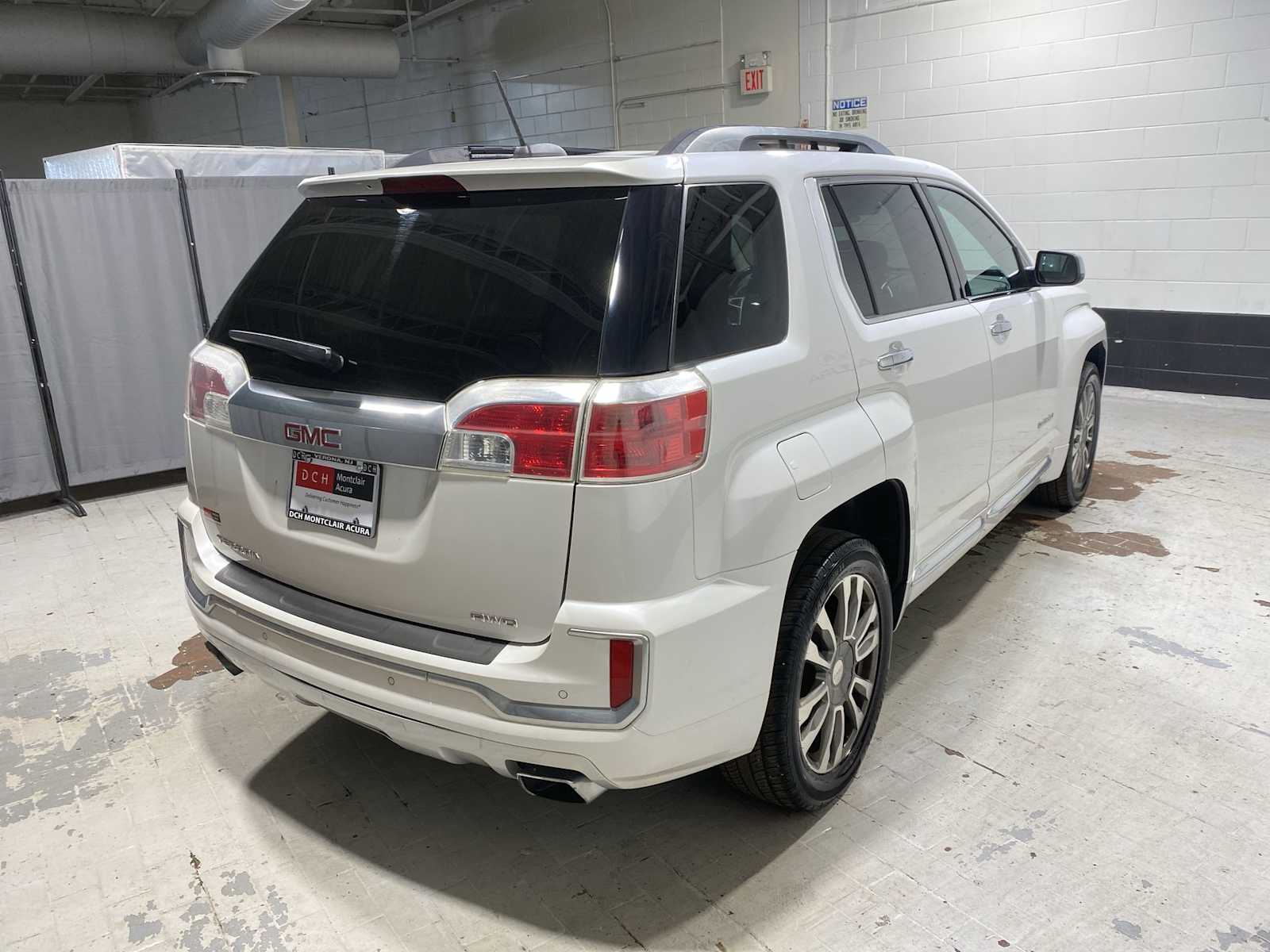 Thumbnail: 2016 GMC Terrain - 25