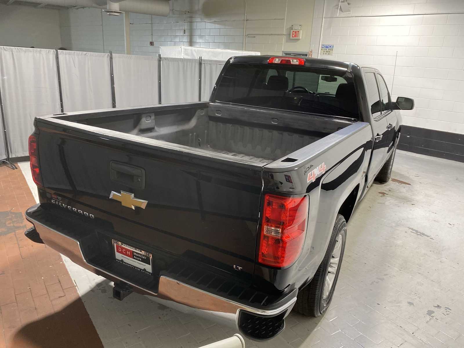 Thumbnail: 2016 Chevrolet Silverado 1500 - 26