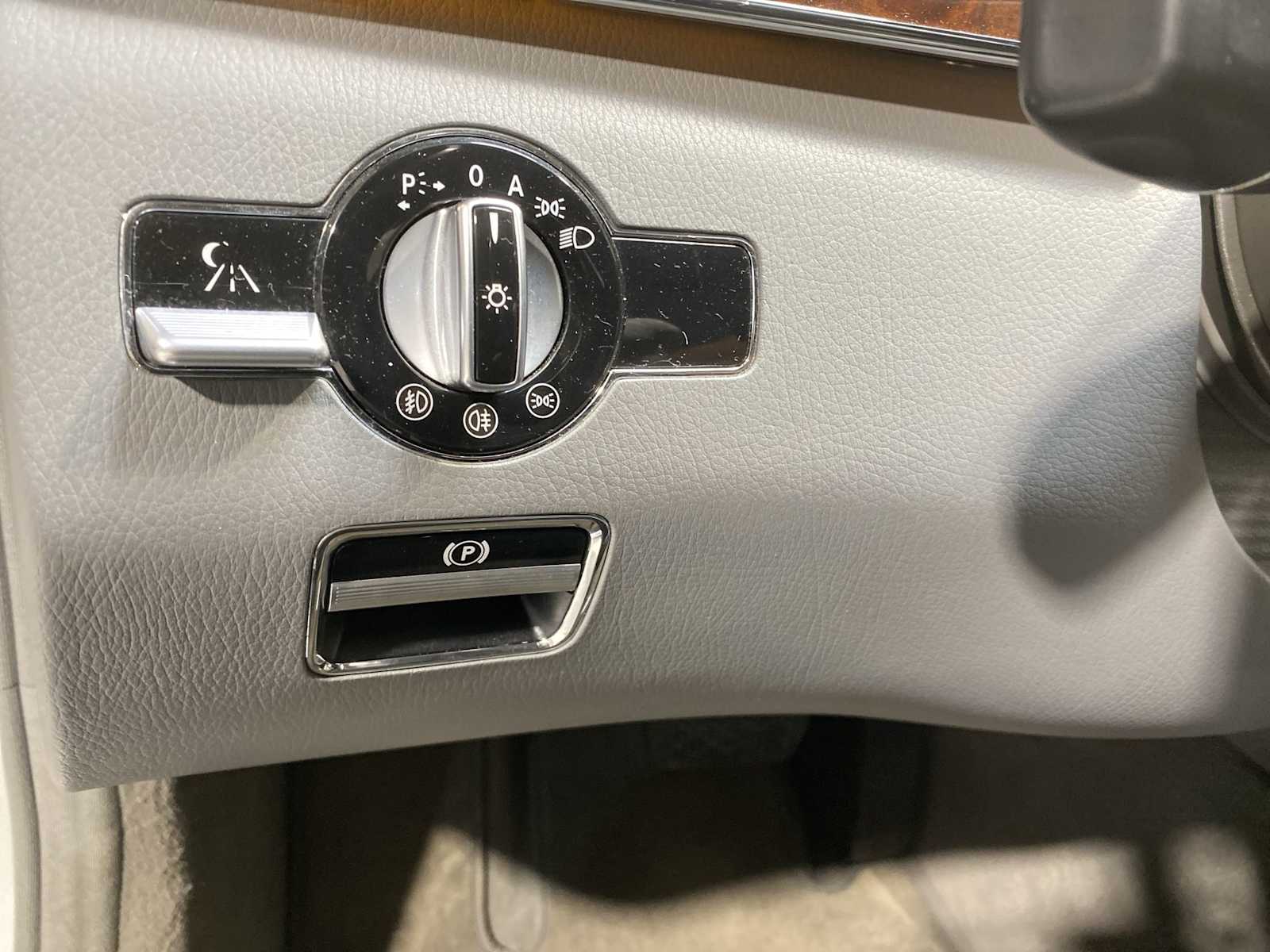 Thumbnail: 2008 Mercedes-Benz S-Class - 24