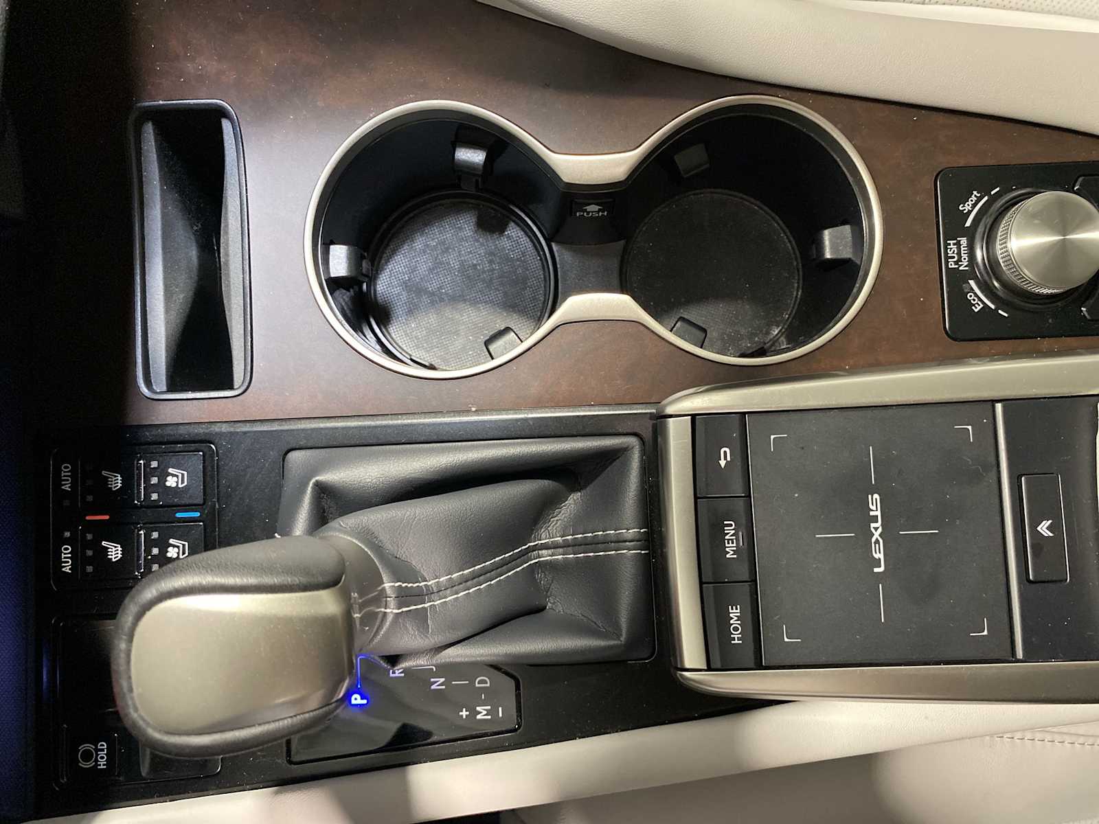 2022 Lexus RX  17