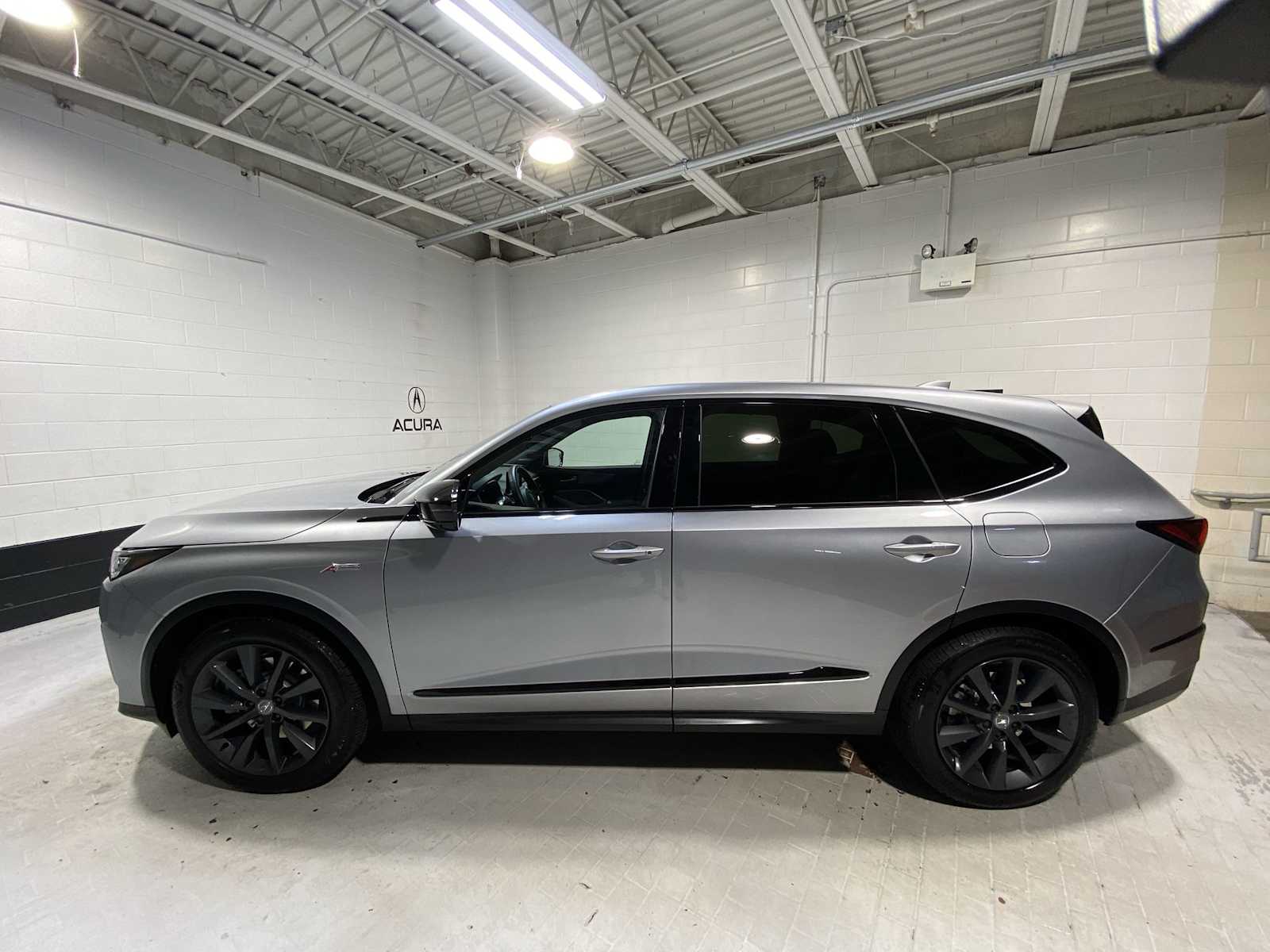 Thumbnail: 2025 Acura MDX - 3