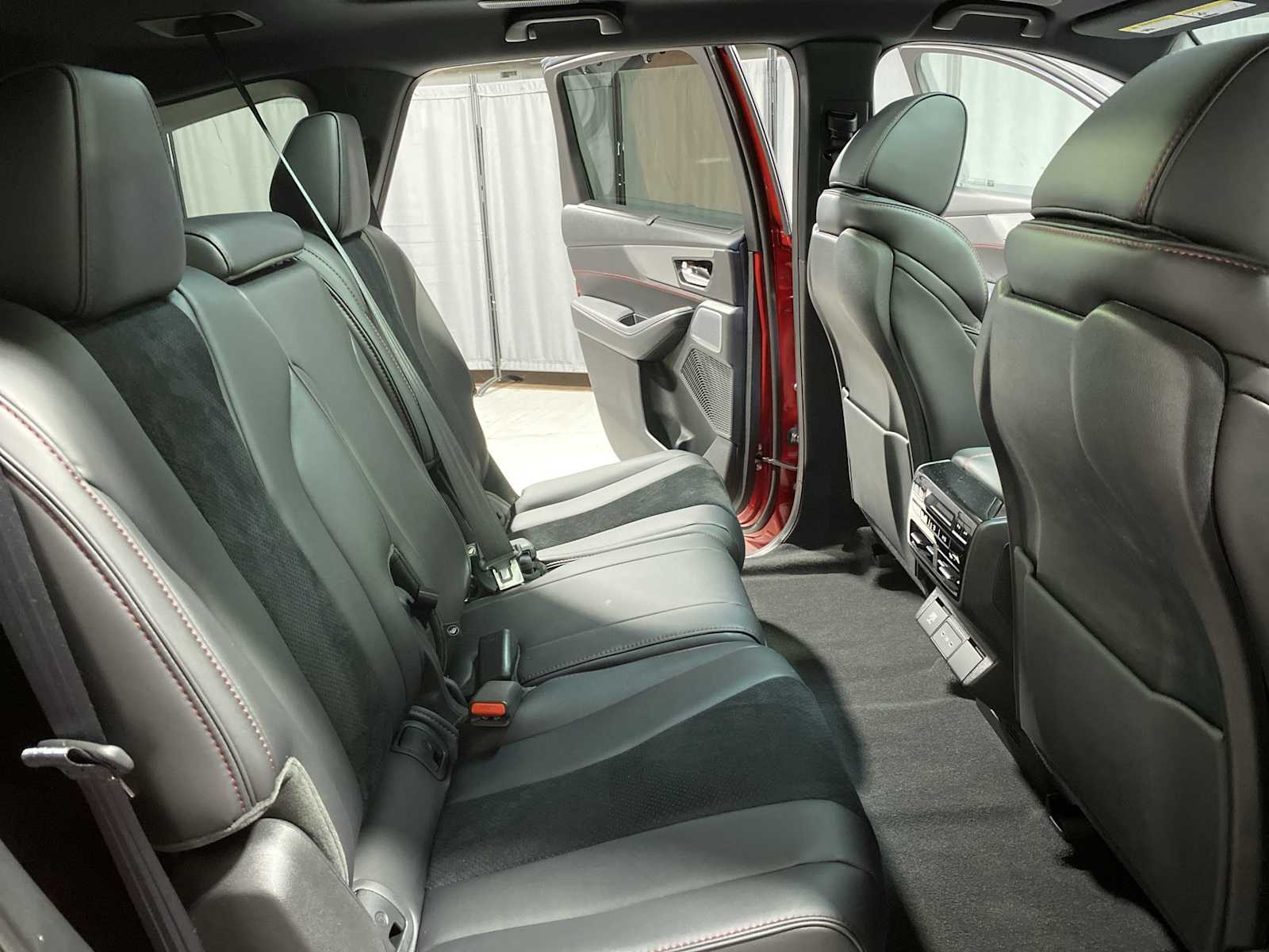 Thumbnail: 2025 Acura MDX - 13