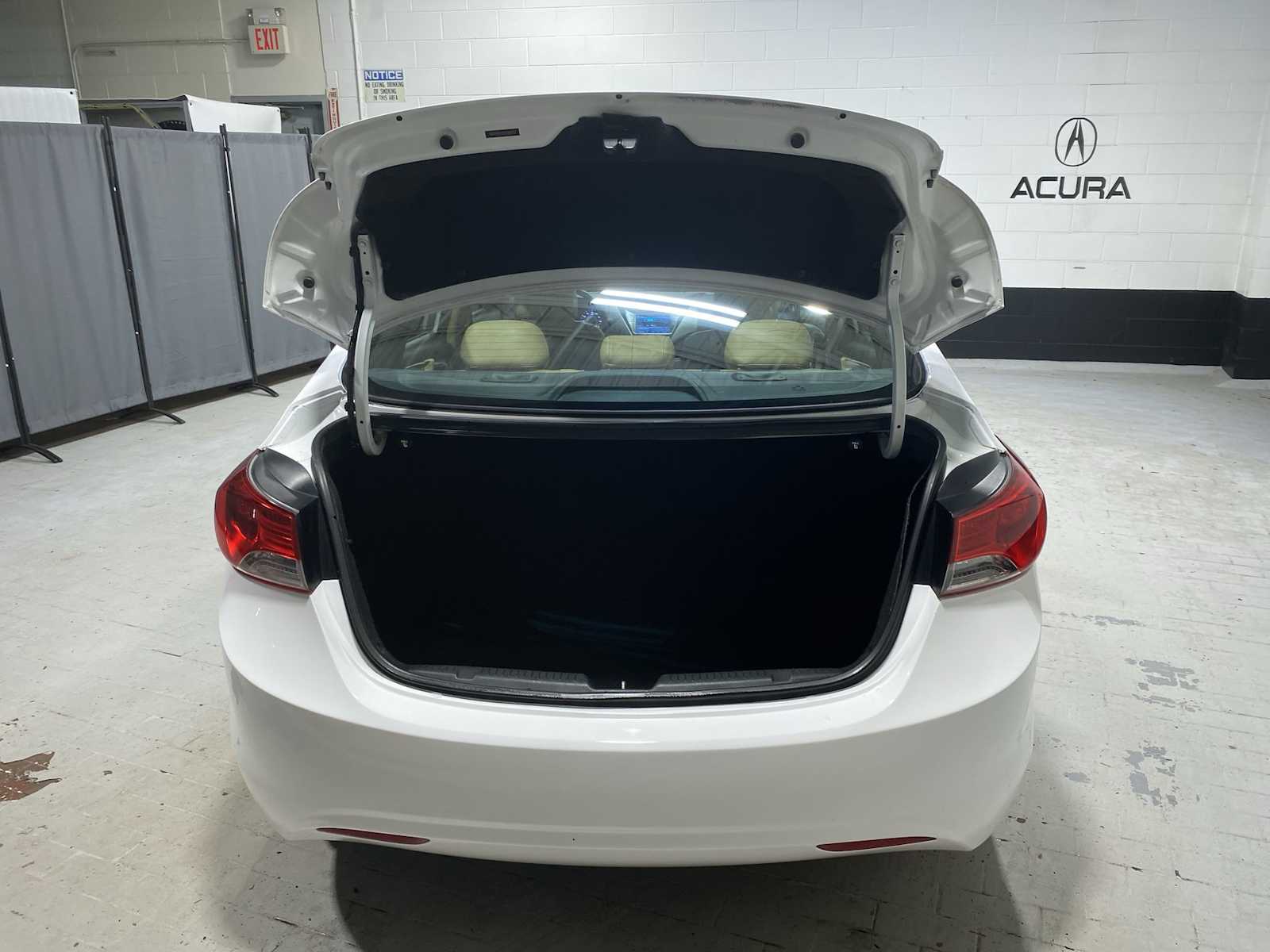 Thumbnail: 2013 Hyundai Elantra - 19