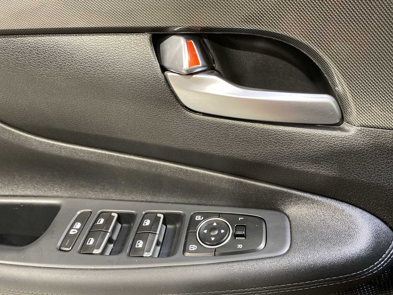 Thumbnail: 2023 Hyundai Santa Fe - 23