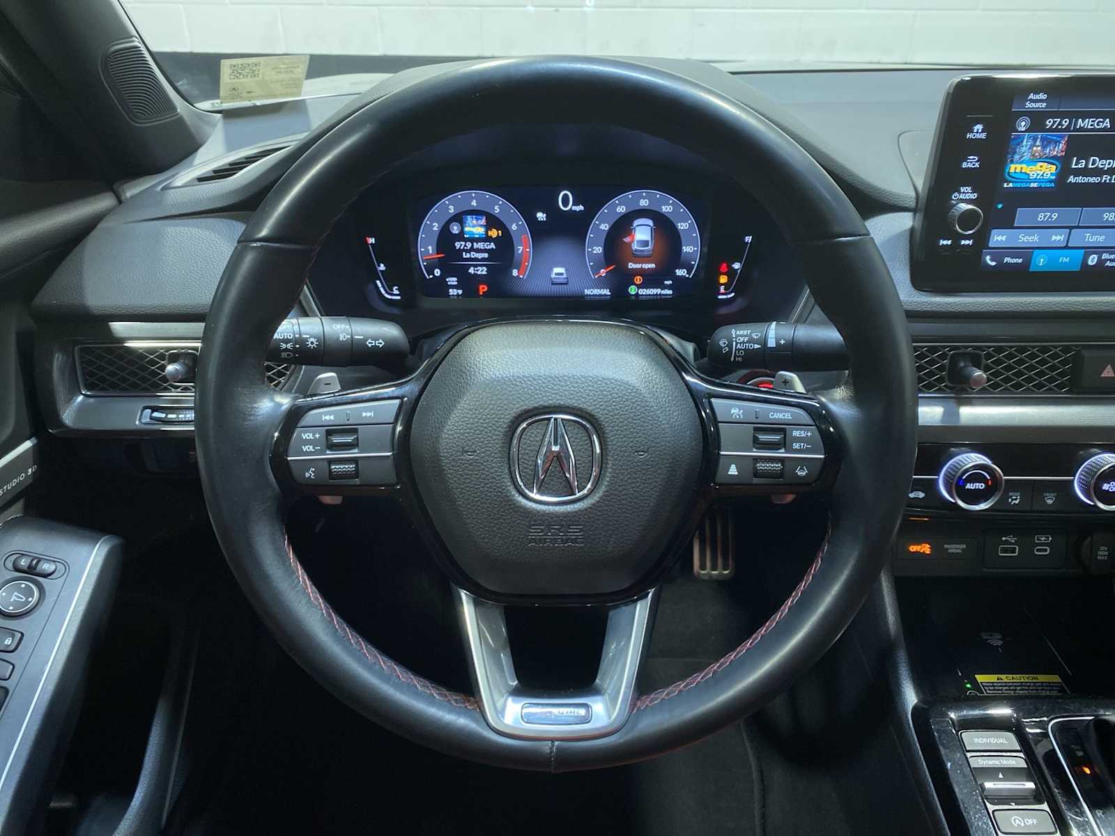 Thumbnail: 2023 Acura Integra - 15