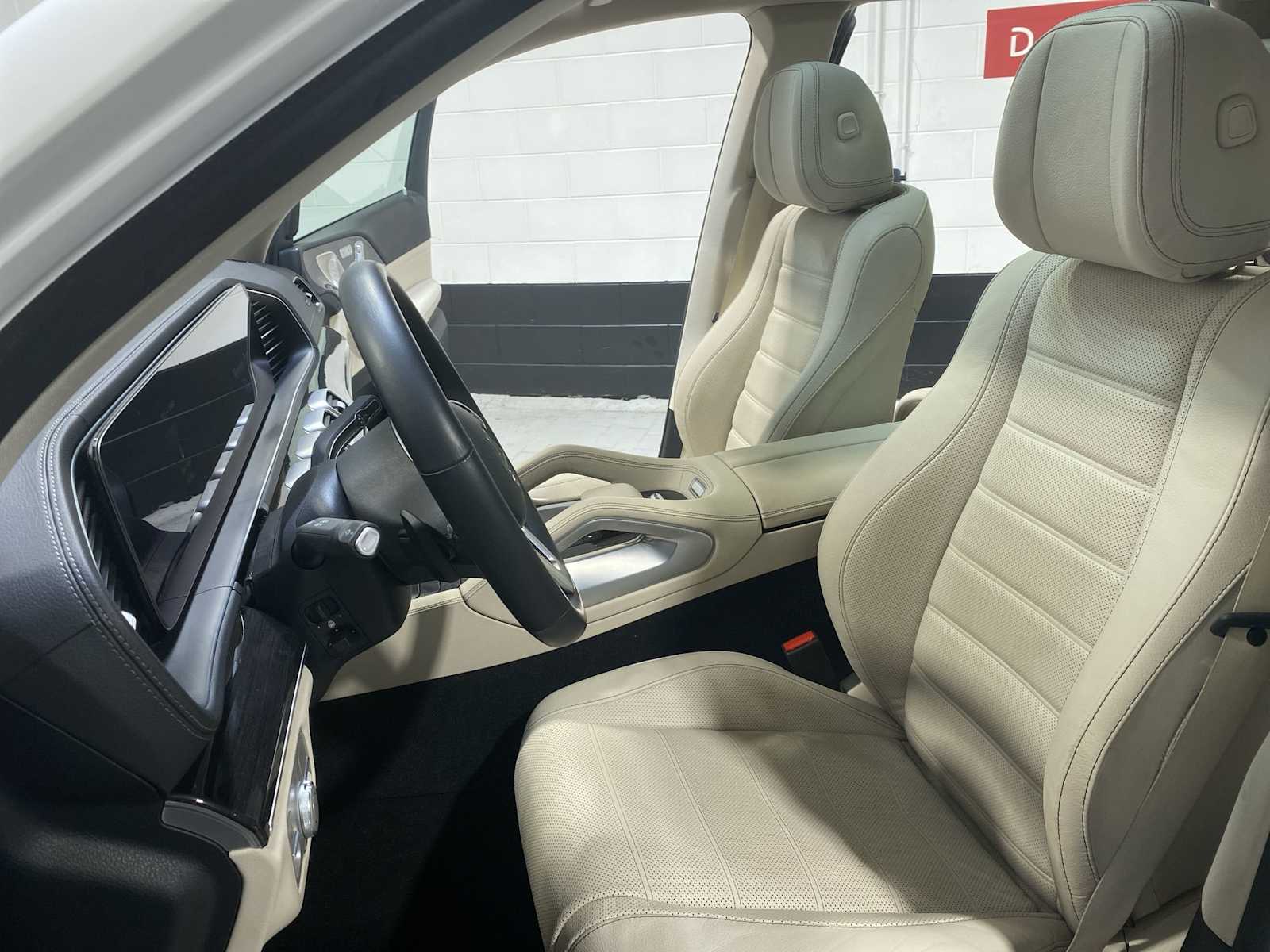 Thumbnail: 2022 Mercedes-Benz GLS - 11