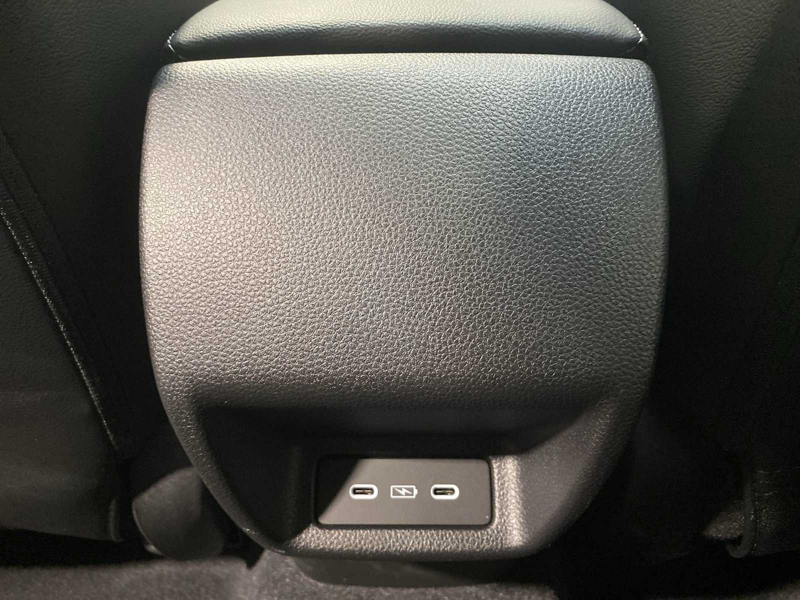 Thumbnail: 2025 Acura Integra - 25