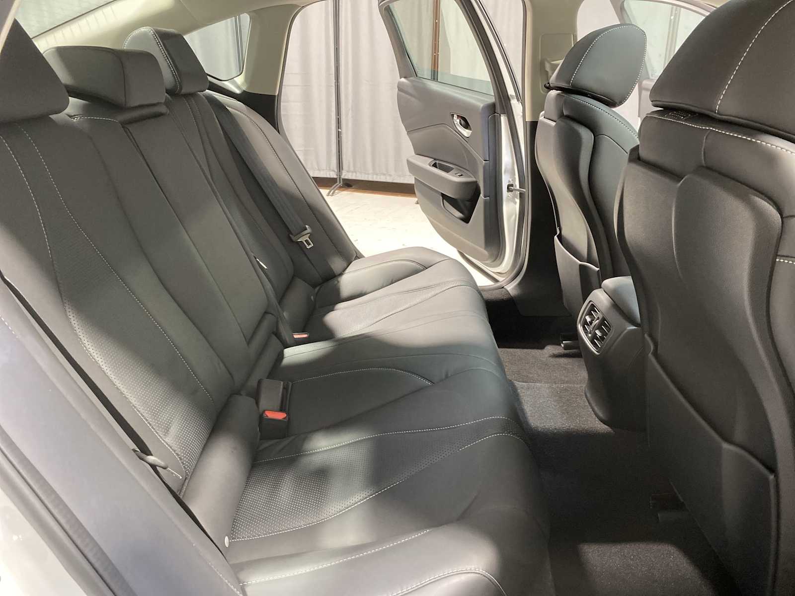 Thumbnail: 2022 Acura TLX - 13