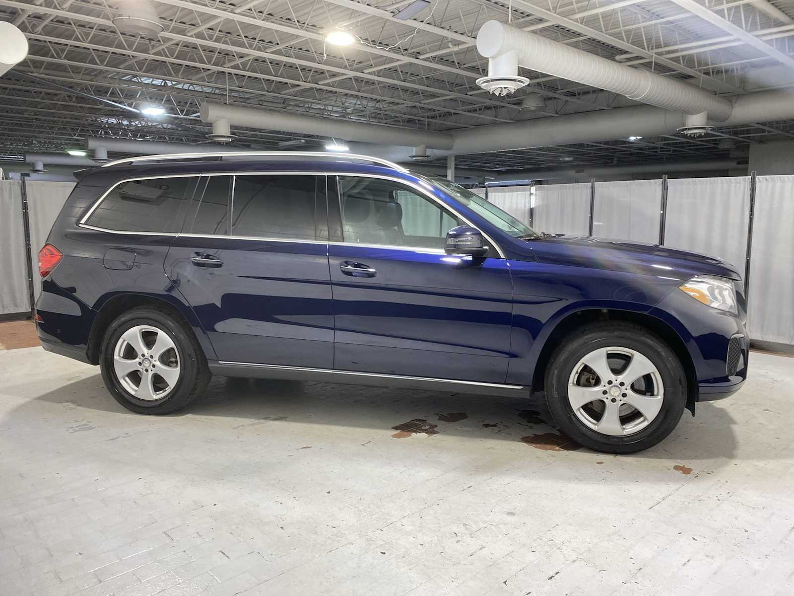 Thumbnail: 2017 Mercedes-Benz GLS - 27