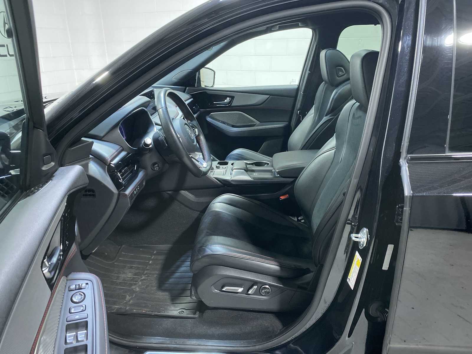 Thumbnail: 2023 Acura MDX - 2