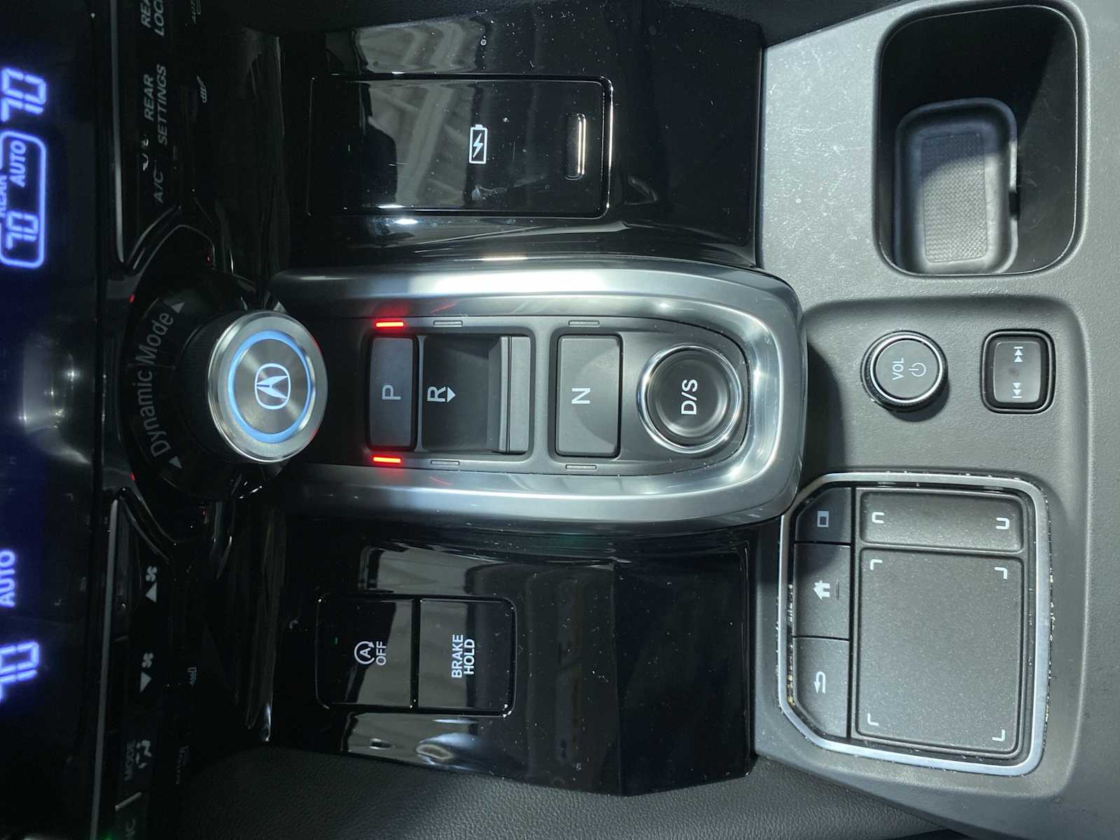 Thumbnail: 2023 Acura MDX - 17