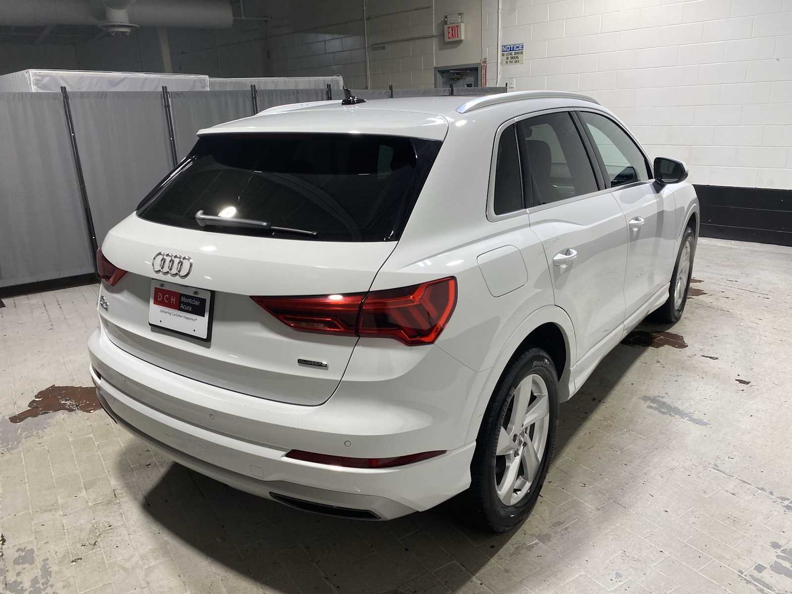 Thumbnail: 2019 Audi Q3 - 26