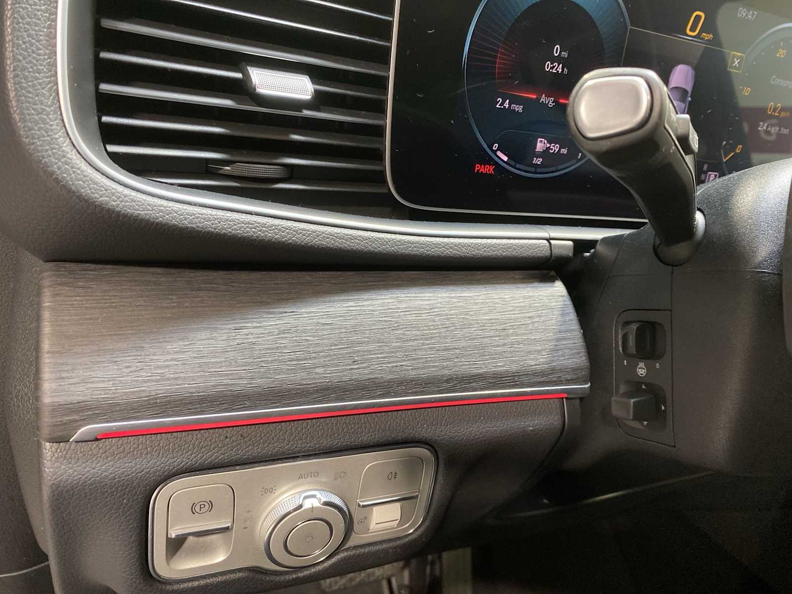 Thumbnail: 2020 Mercedes-Benz GLE - 24