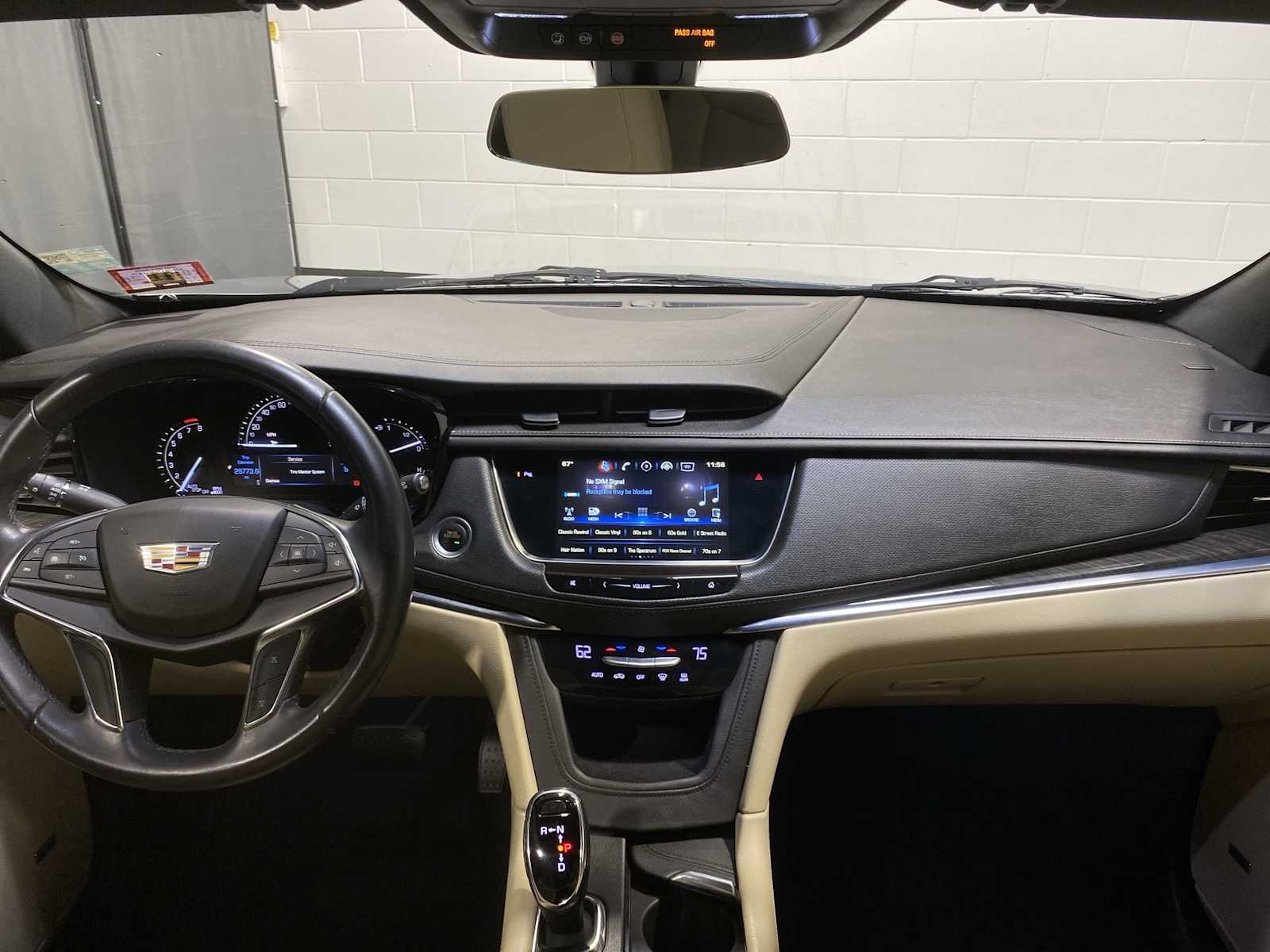 Thumbnail: 2018 Cadillac XT5 - 10