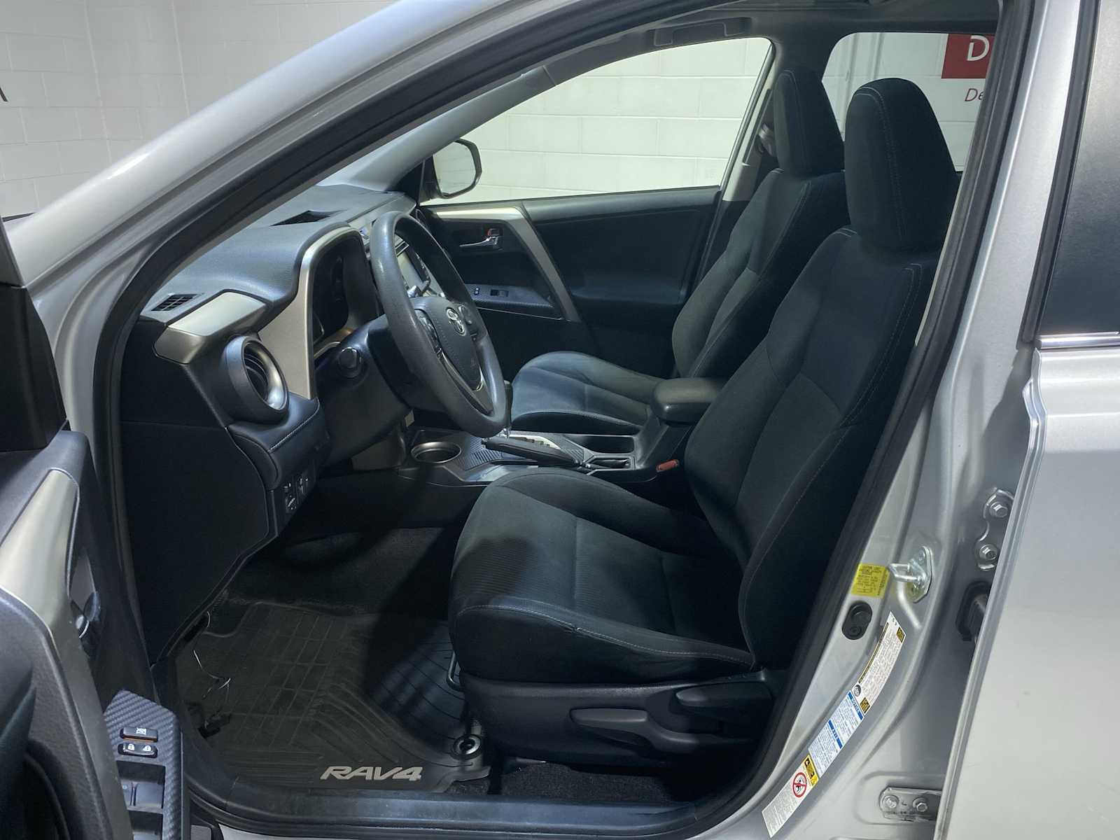 Thumbnail: 2015 Toyota RAV4 - 2