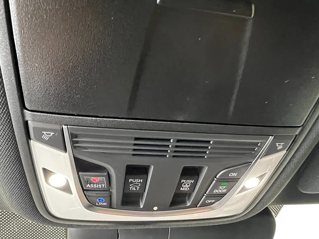 Thumbnail: 2026 Acura RDX - 27